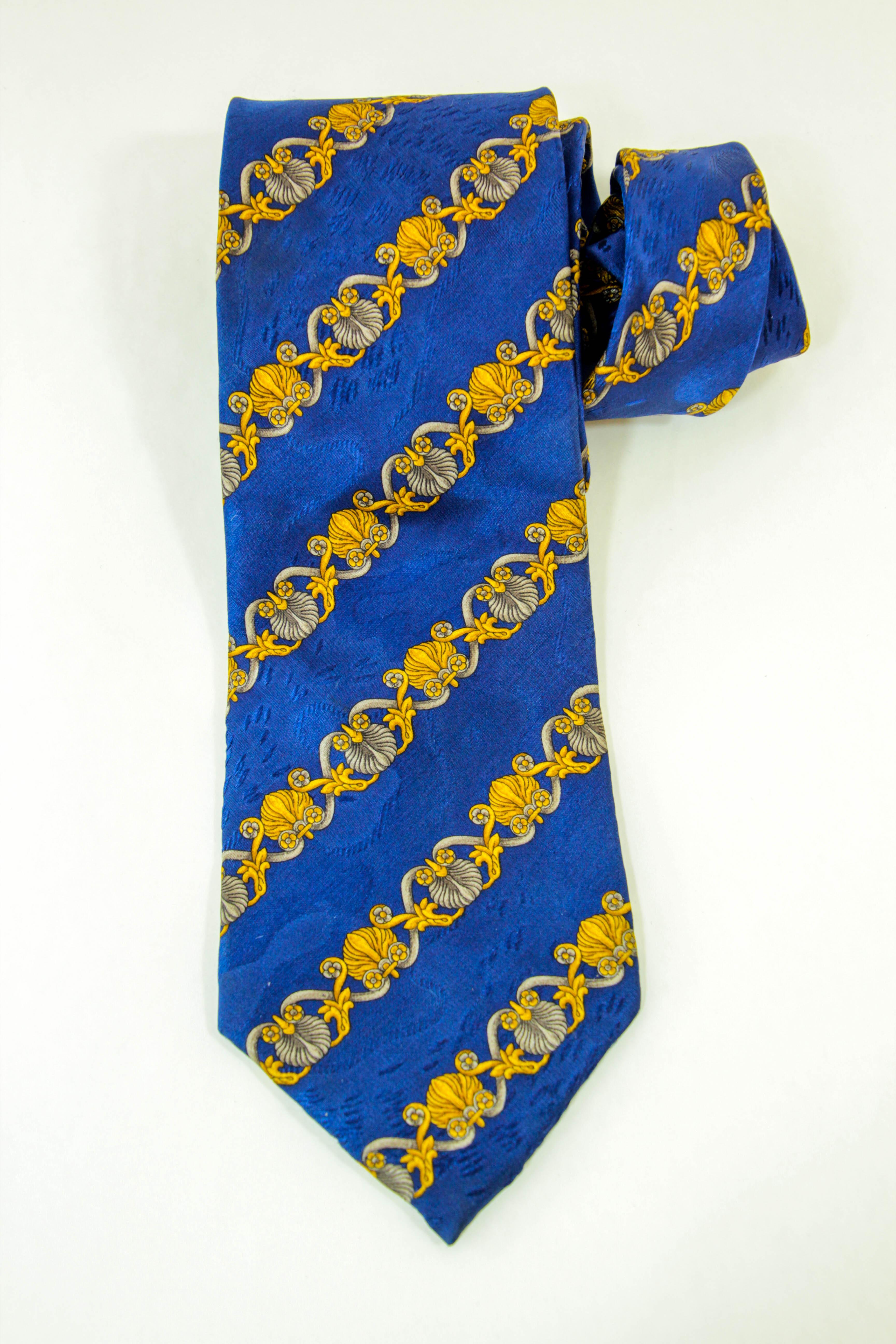 LANVIN Paris Blue and Gold Silk Neck Tie France For Sale 7