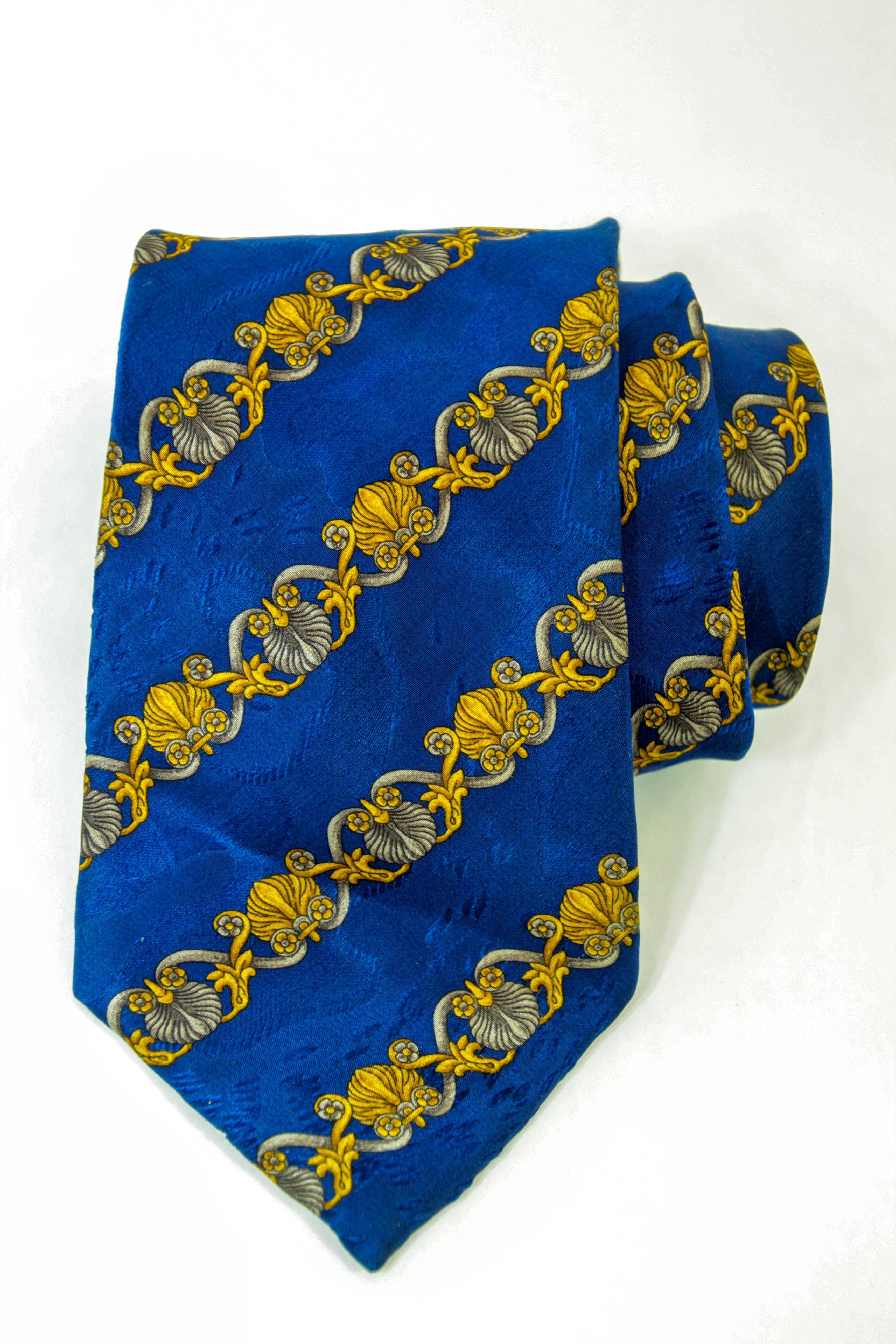 LANVIN Paris Blue and Gold Silk Neck Tie France For Sale 1