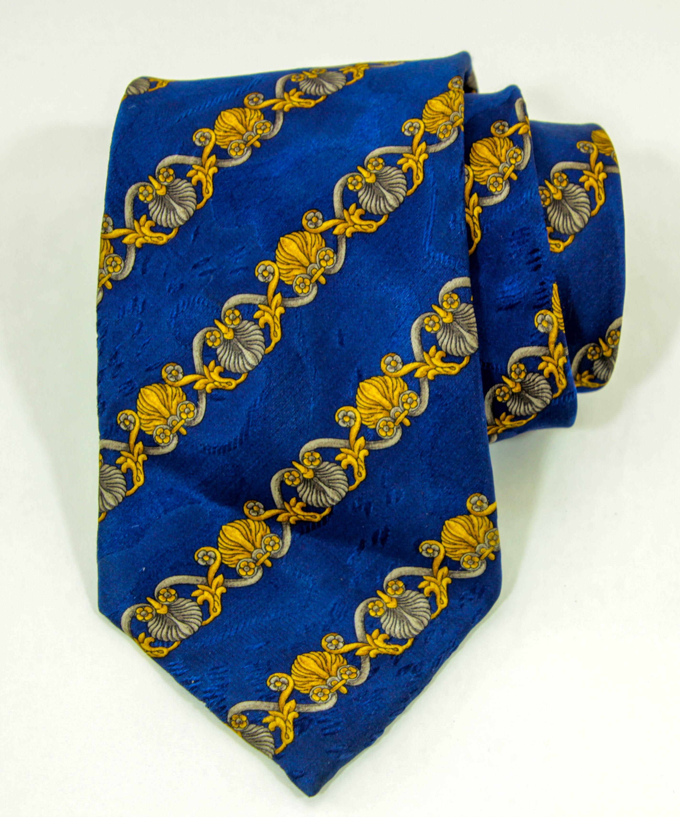 LANVIN Paris Blue and Gold Silk Neck Tie France For Sale 4