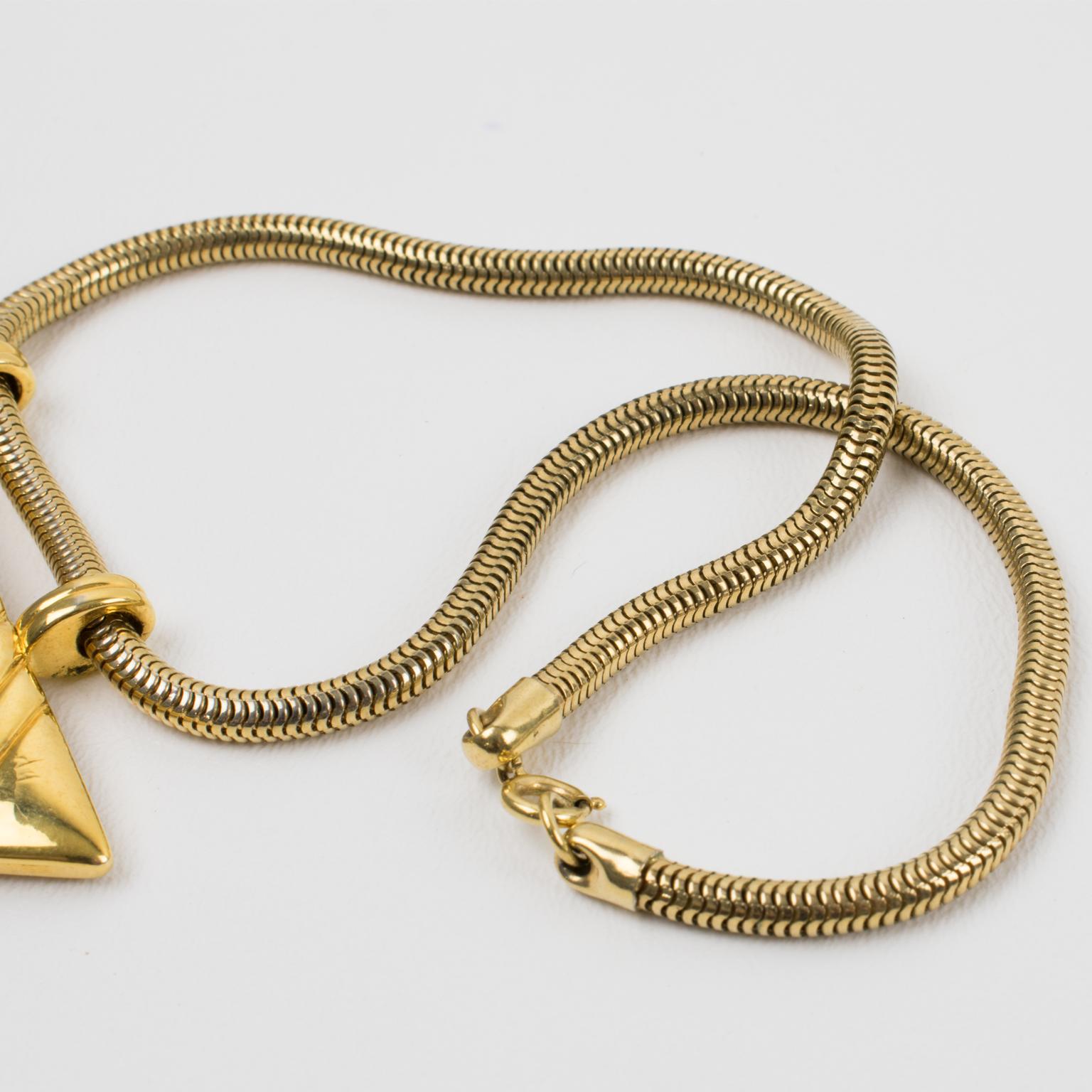 Lanvin Paris Collier géométrique en métal doré et émail rouge en vente 1