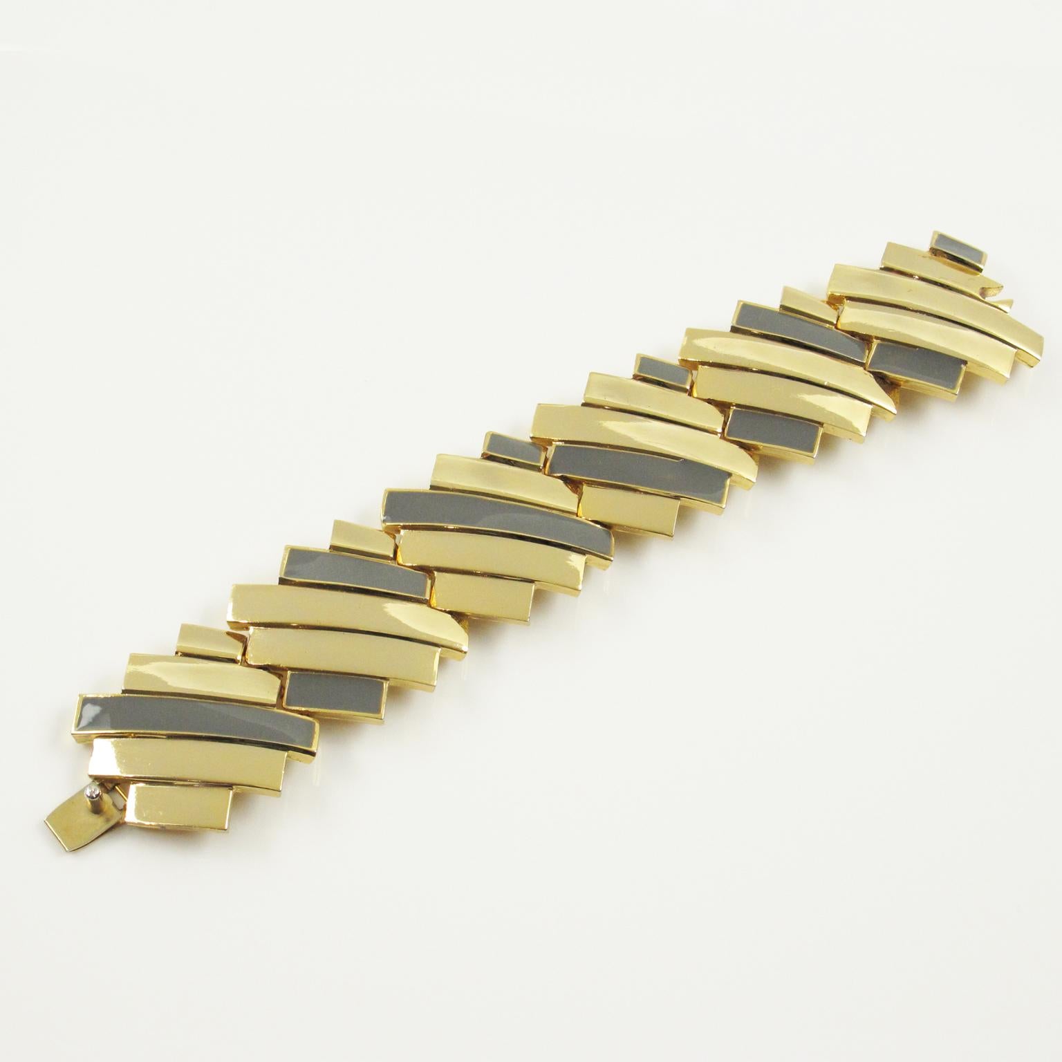 Lanvin Paris - Bracelet moderniste en métal doré et émail gris en vente 3
