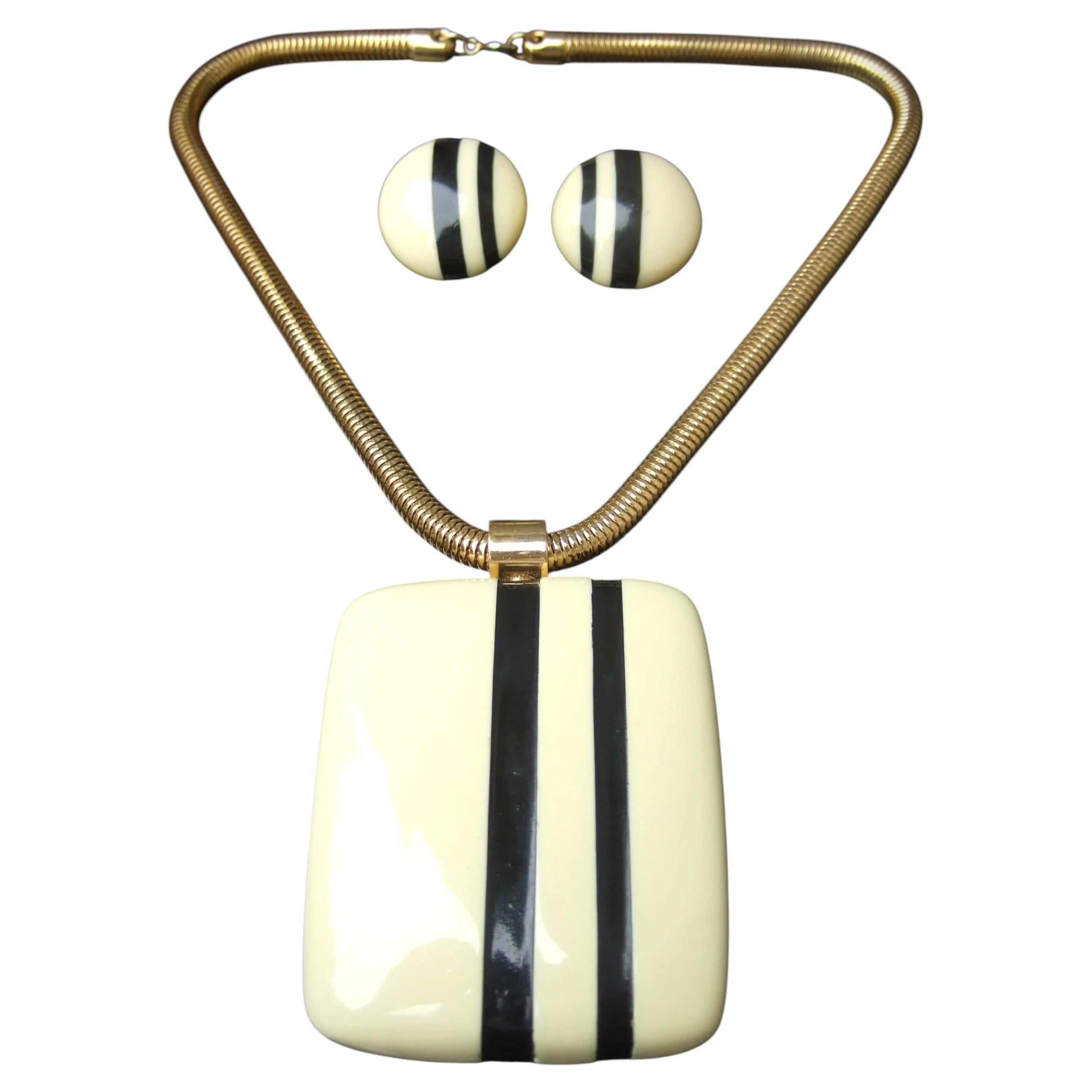 LANVIN Paris Rare Mod Large Scale Resin Pendant Necklace & Earrings c 1970s
