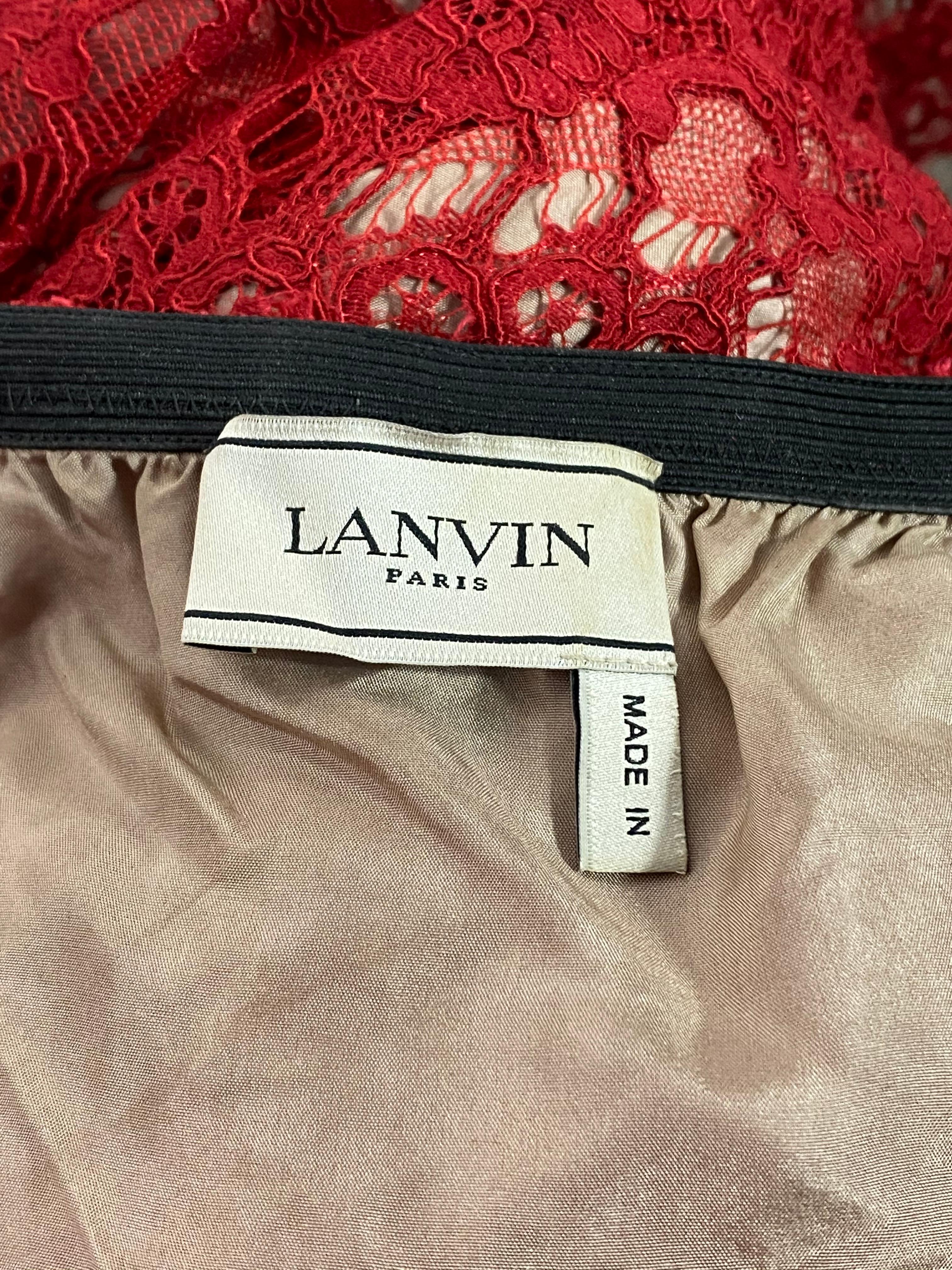 Women's Lanvin Paris Red Lace Top, Size 38 For Sale