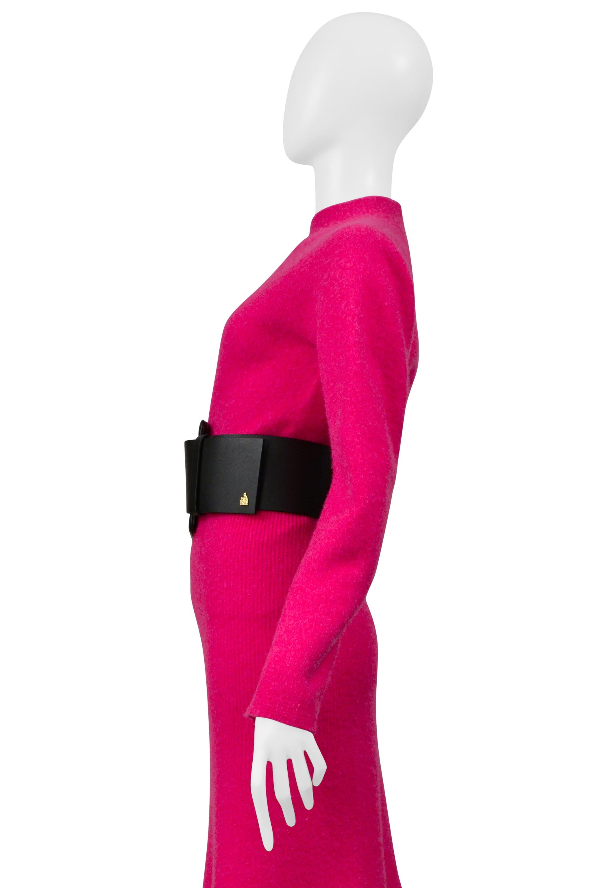 Maglione e gonna rosa di Lanvin con cintura nera oversize in vendita 2