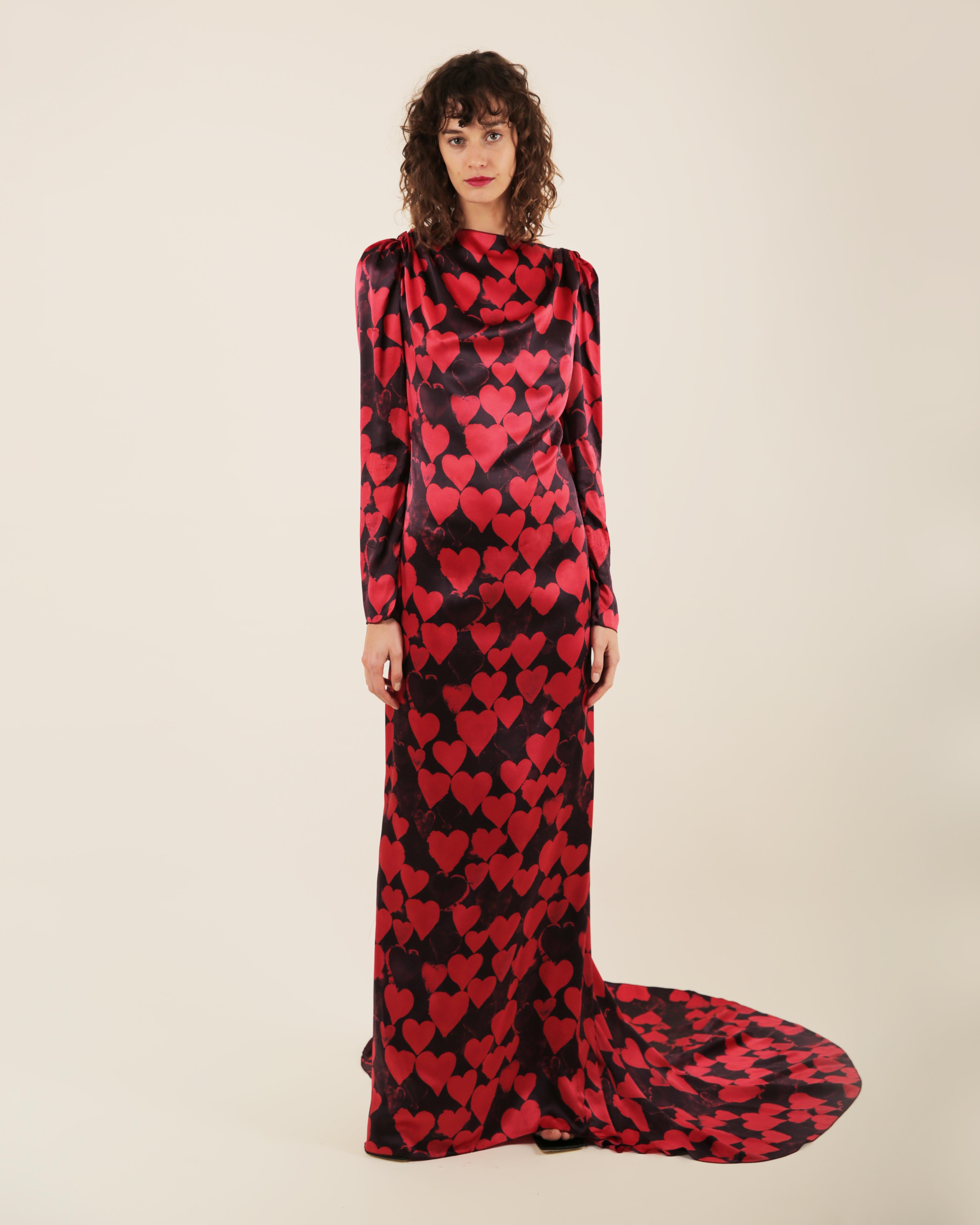 Lanvin pre/FW 2012 10 yr anniversary black red heart print silk train gown dress In Excellent Condition For Sale In Paris, FR
