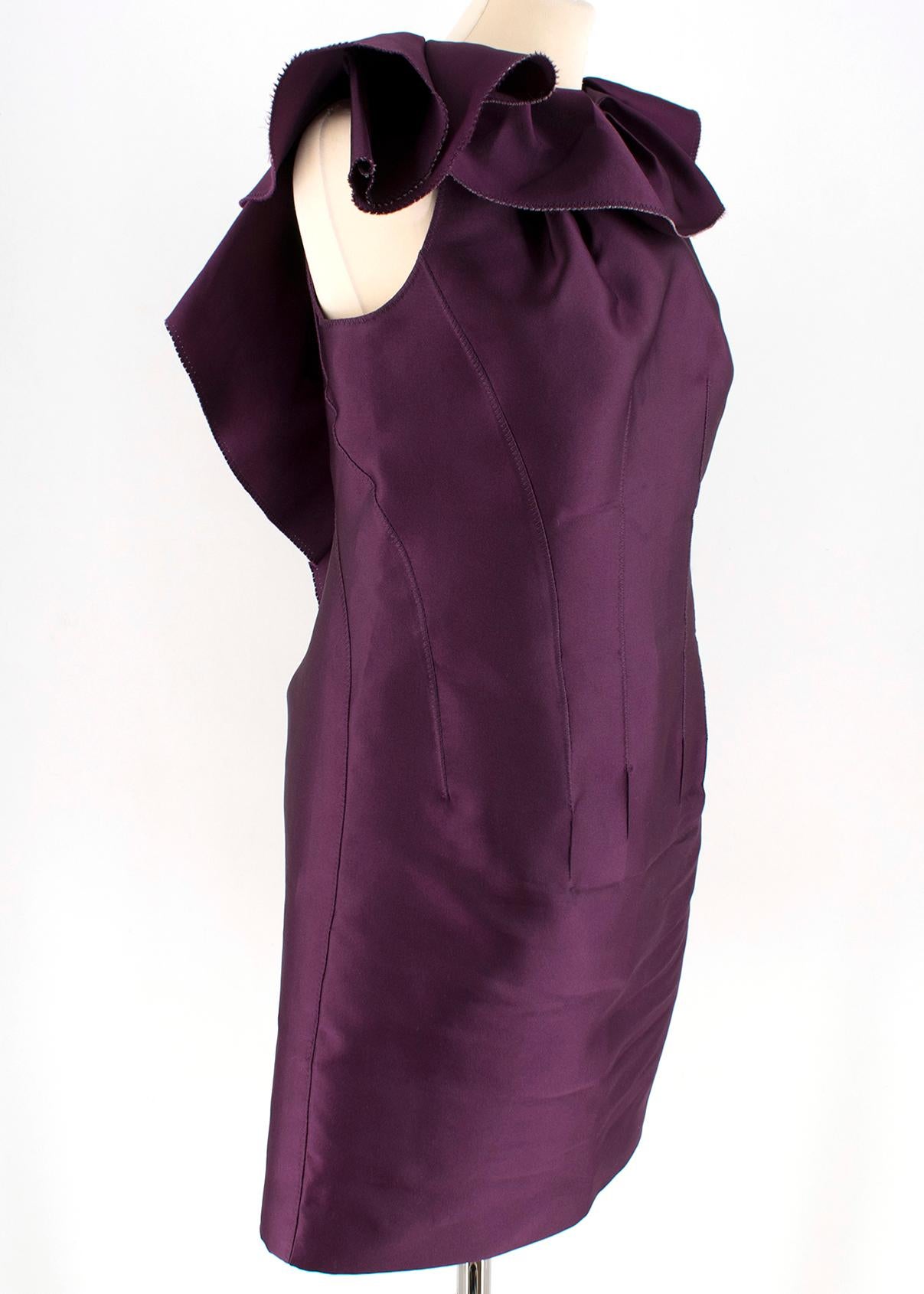 Lanvin Purple Ruffled Silk Blend Duchesse & Lace Dress

-Purple, slik blend
-Ruffled neckline 
-Cross stitch detailing 
-Black lace embroidery on back
-Back zip closure 

Please note, these items are pre-owned and may show some signs of storage,
