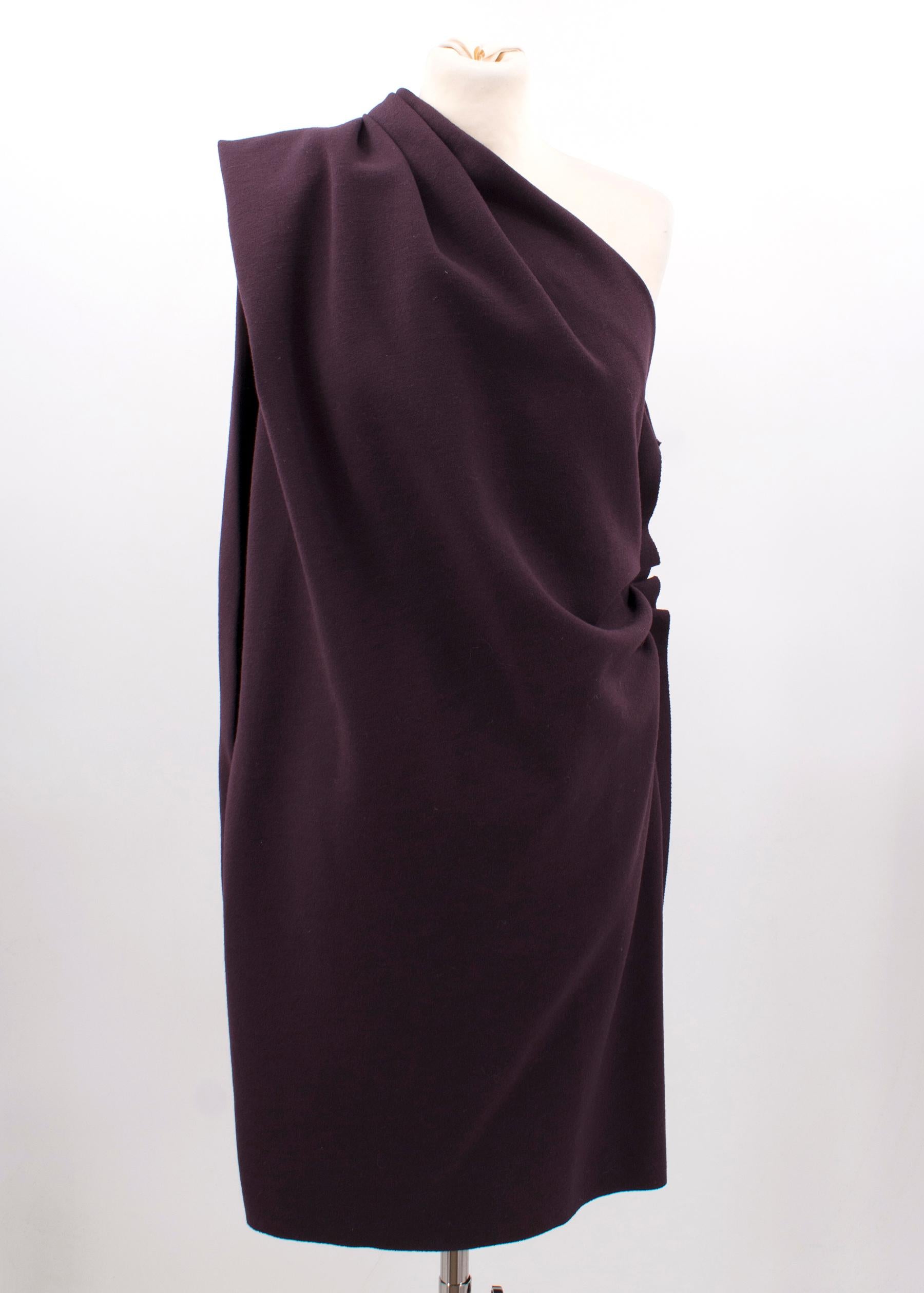 Lanvn purple wool one shoulder dress. 

Heavy weight one- shoulder dress. 
Includes a concealed side zip. 

Fabric: Wool blend. 

Perfect condition: 10/10. Never worn without tags. 

Please note, these items are pre-owned and may show signs of being