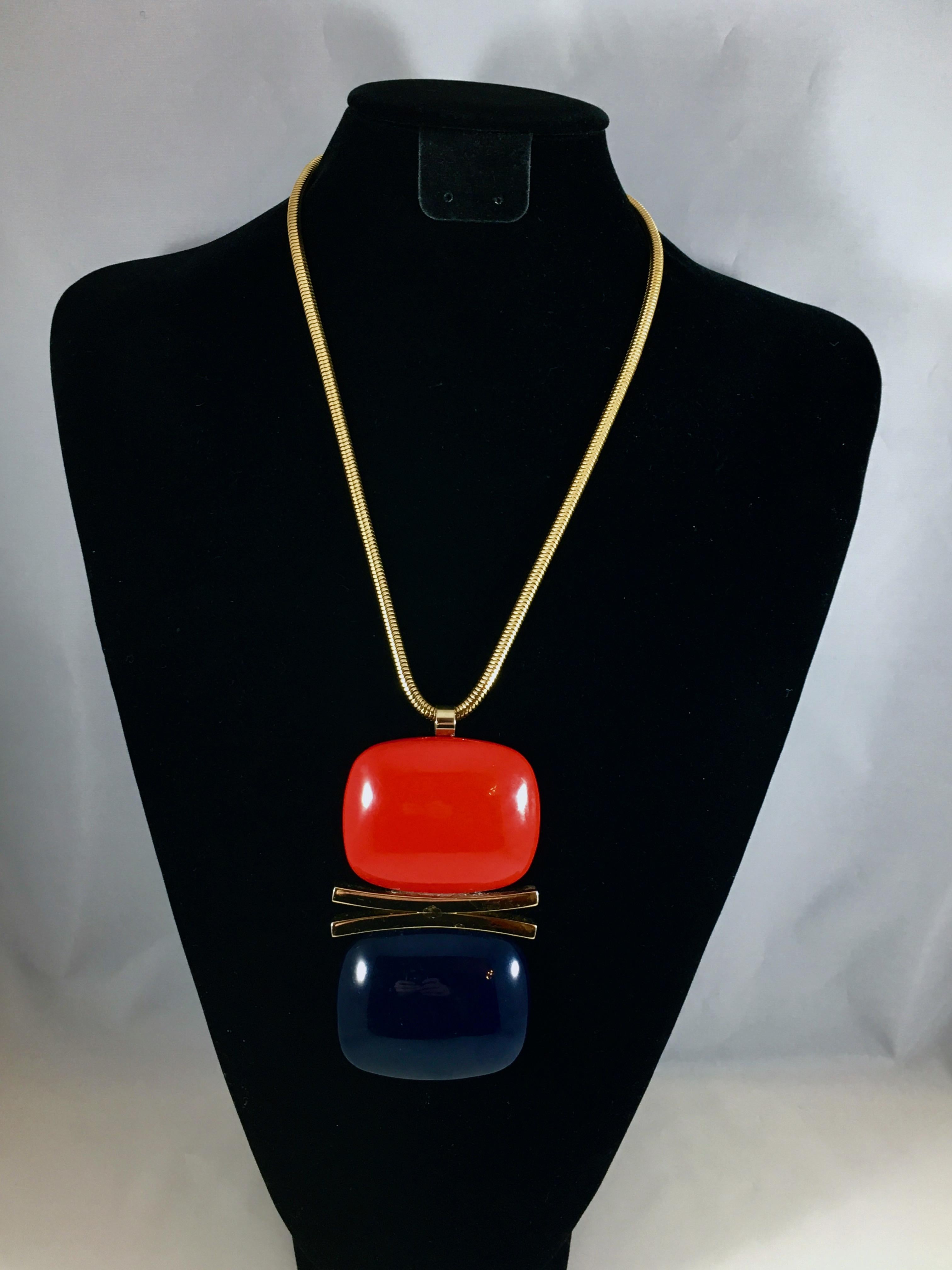 Lanvin Red and Navy Modernist Pendant Necklace, 1970s For Sale 1