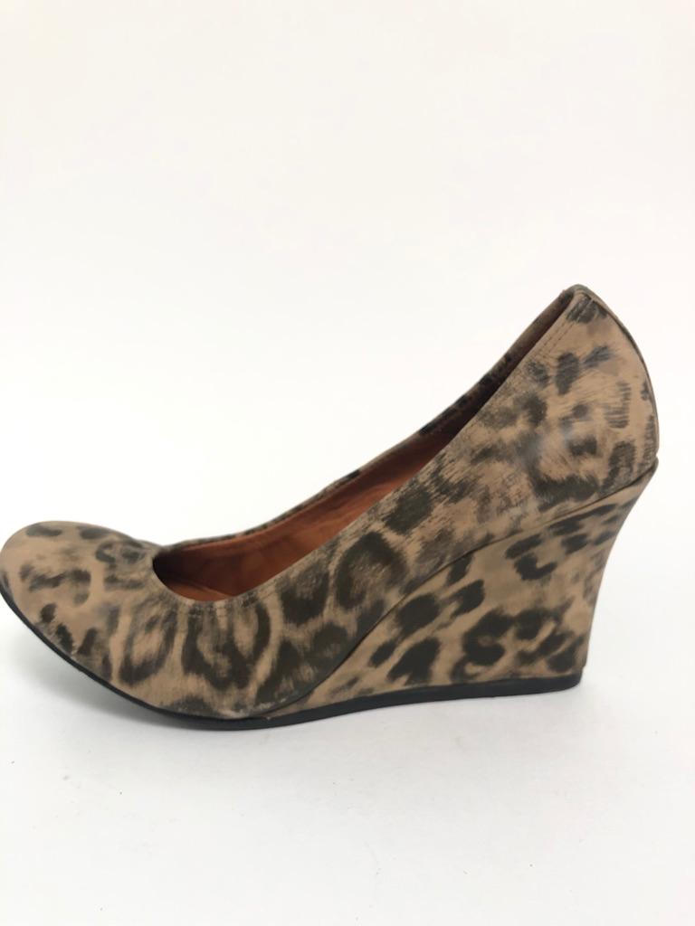 Brown Lanvin round toe wedge For Sale