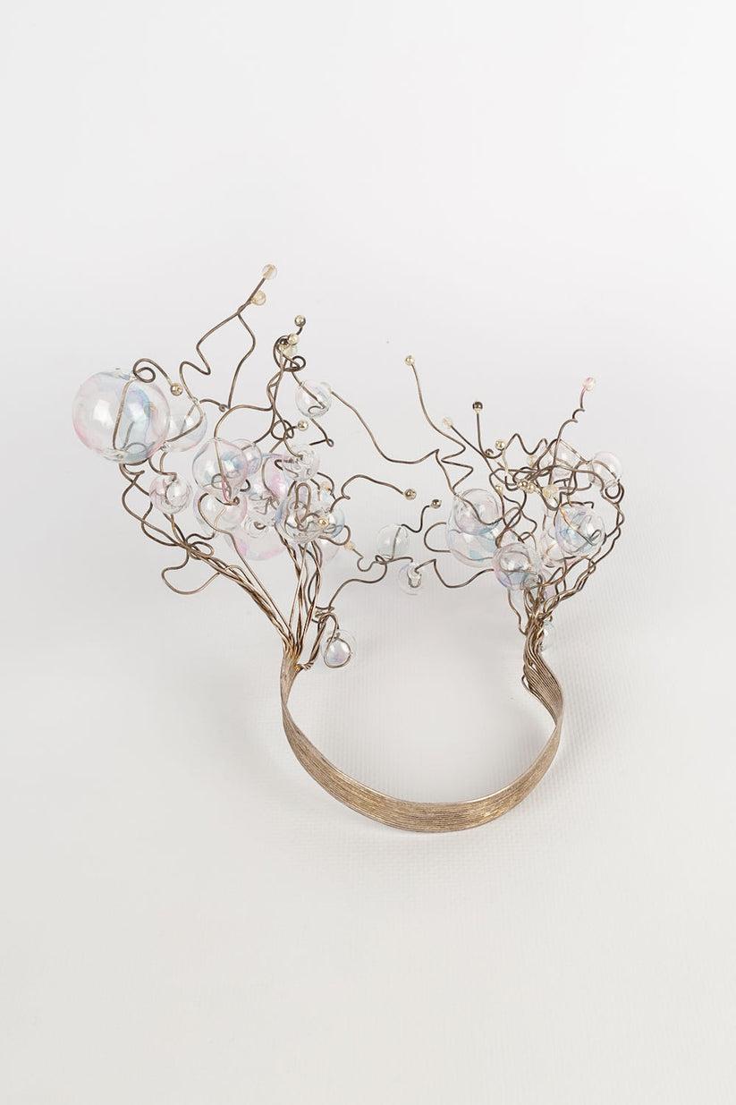 Ensemble de colliers et boucles d'oreilles Lanvin en métal argenté et boules transparentes Pour femmes en vente