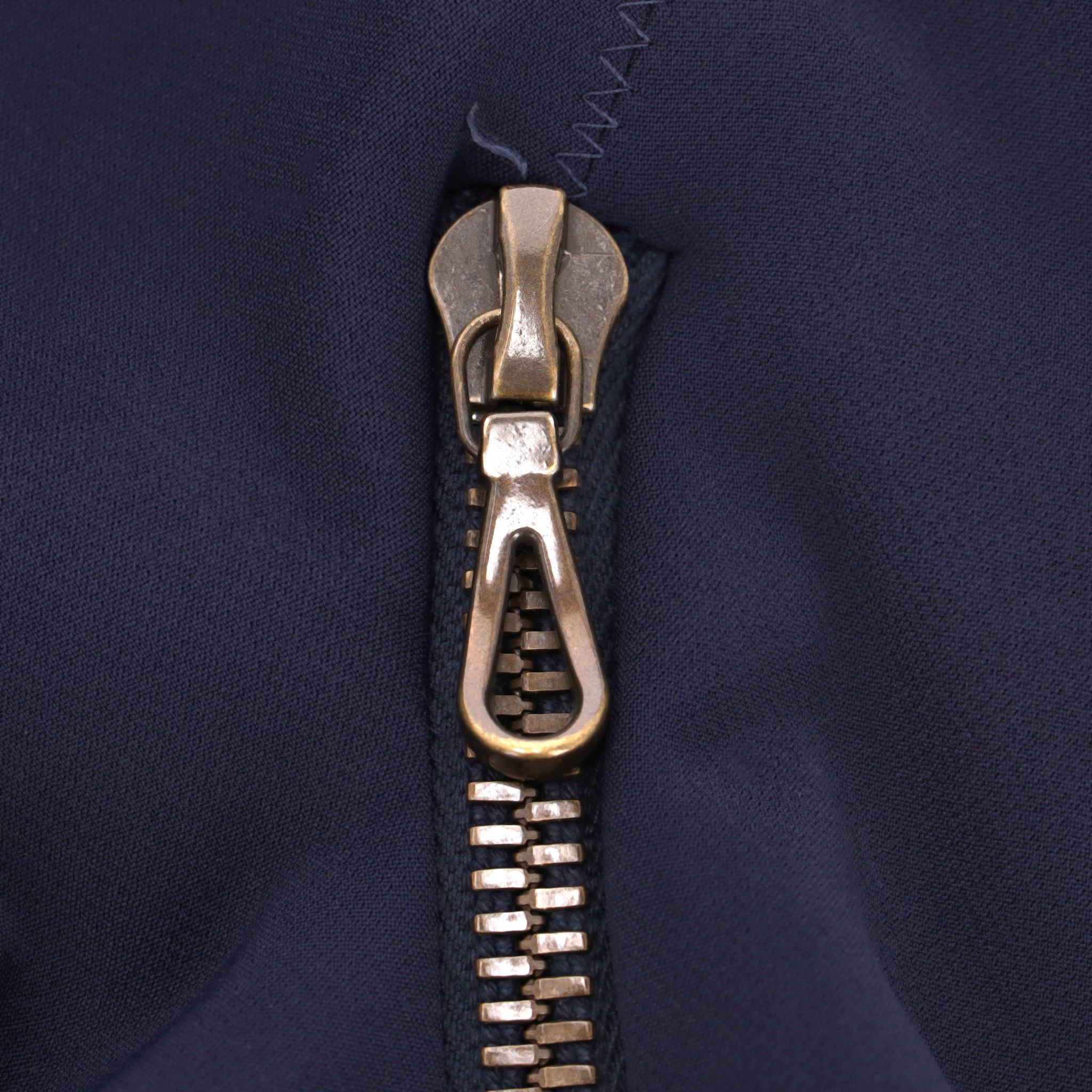 Lanvin - Robe fourreau à col en V profond Neuf - En vente à London, GB