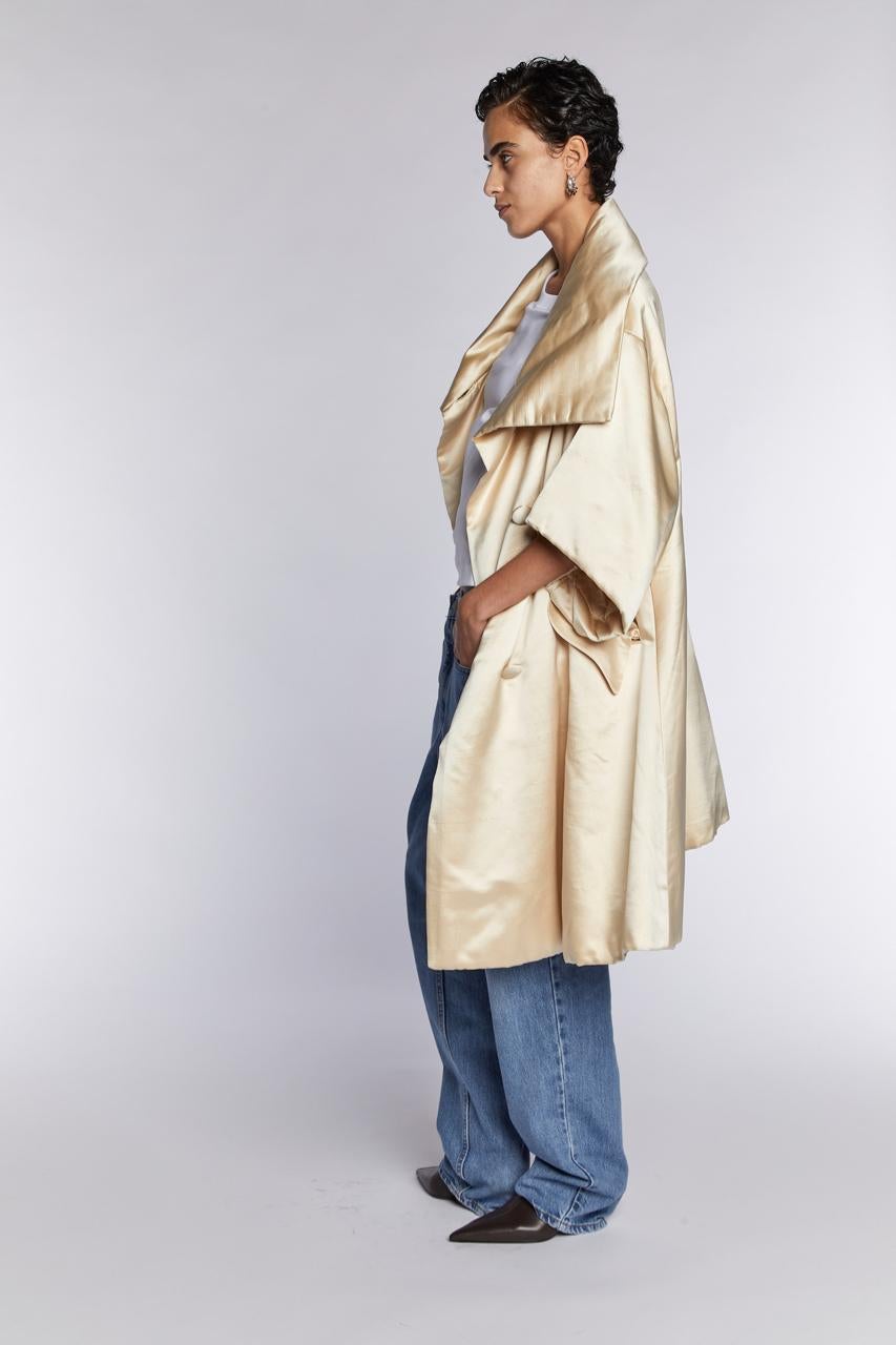 Lanvin Silk Satin Opera Coat 1960s For Sale 8