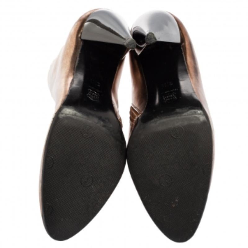 Lanvin Silver/Brown Leather Pointed Toe Booties Size 37.5 In Good Condition For Sale In Dubai, Al Qouz 2