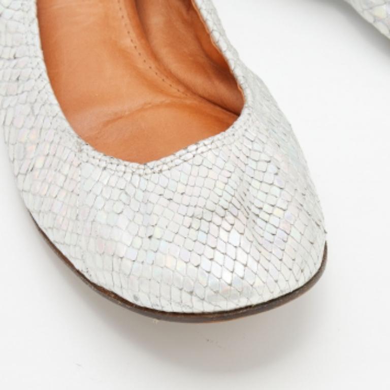 Lanvin Ballerine in pelle goffrata con pelle di serpente argento misura 38 in vendita 1