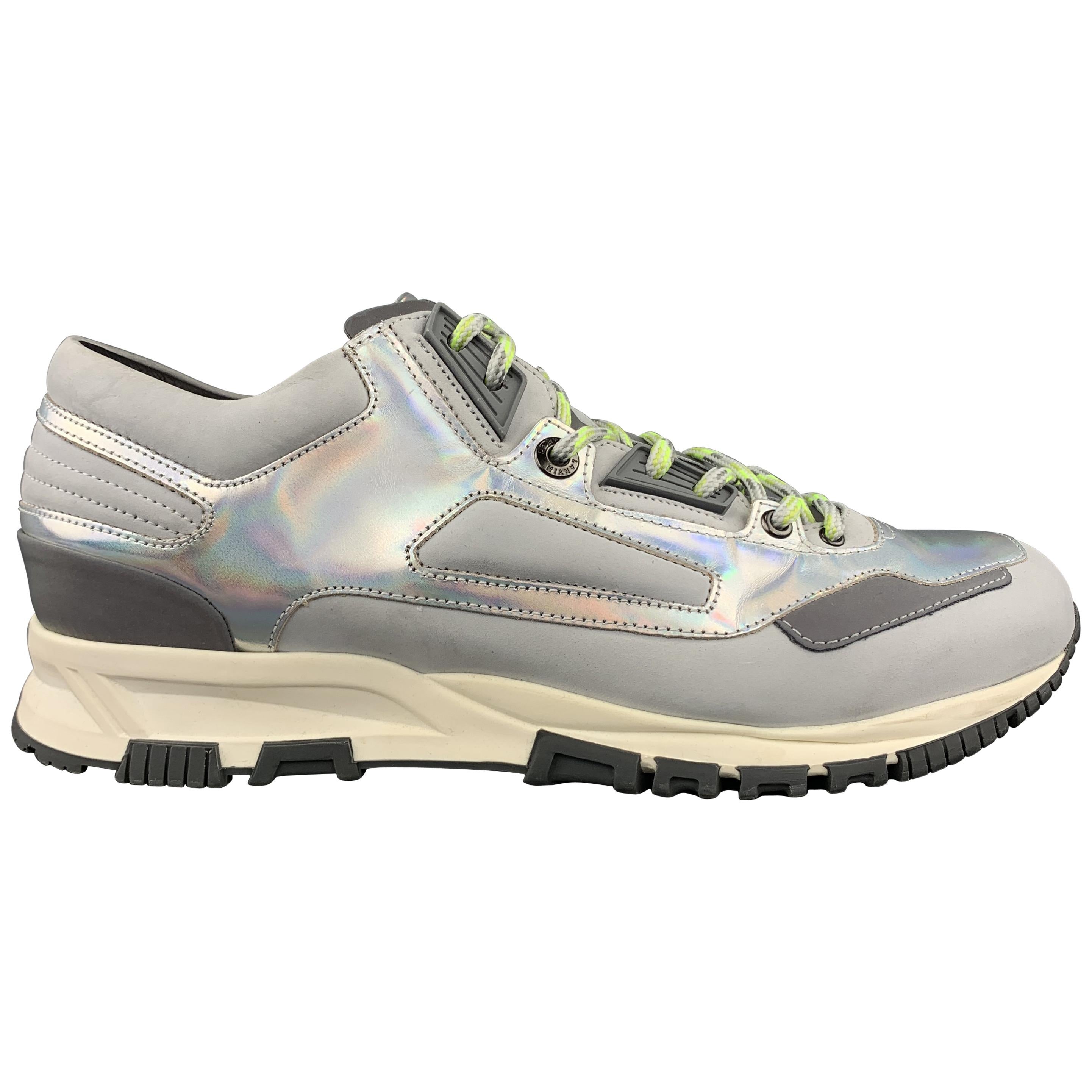 LANVIN Größe 9 Silber reflektierende holografische Spitzen-Sneakers