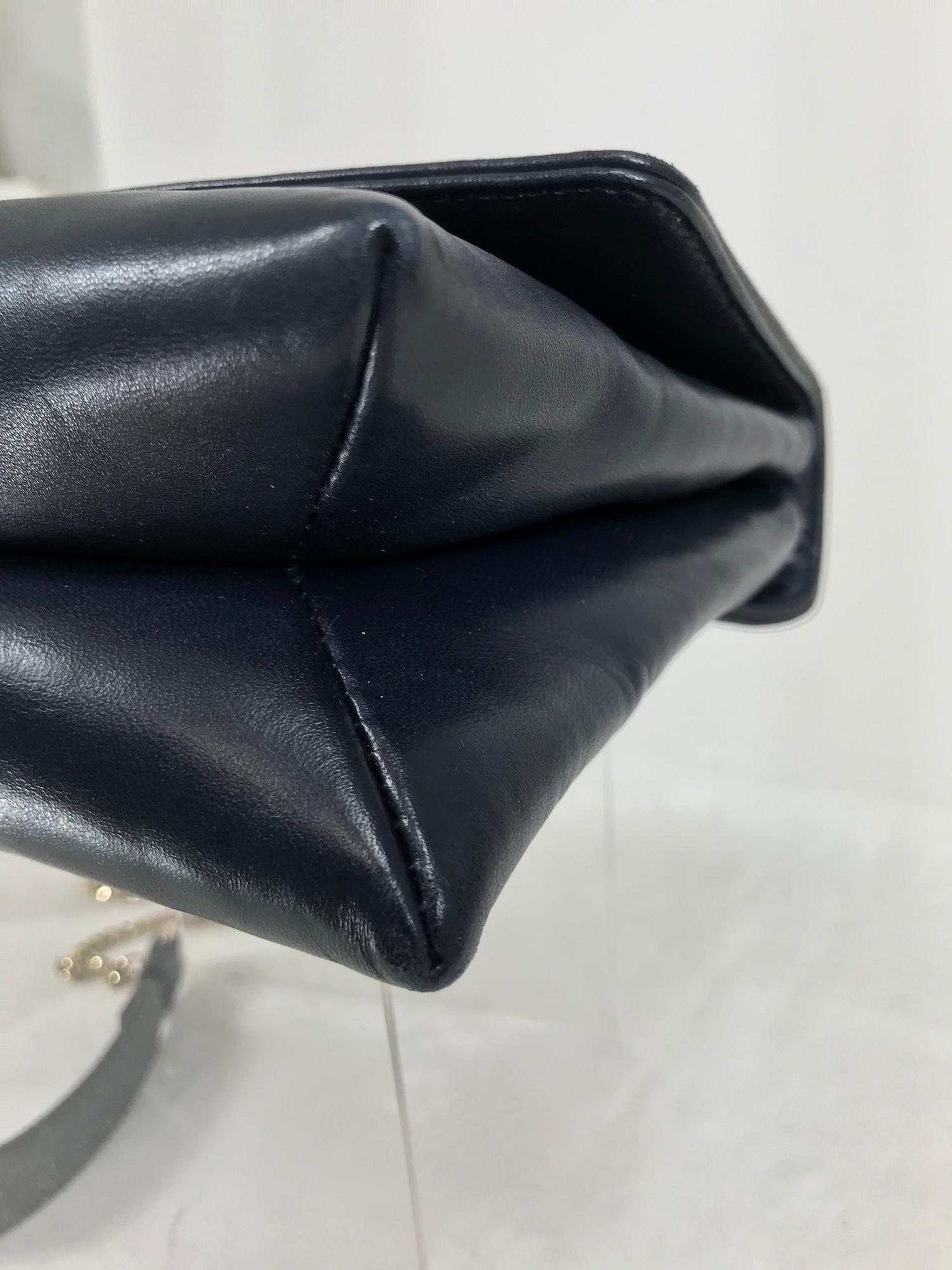 Sac à main Lanvin Sugar en cuir lisse bleu marine avec fermeture en or 2