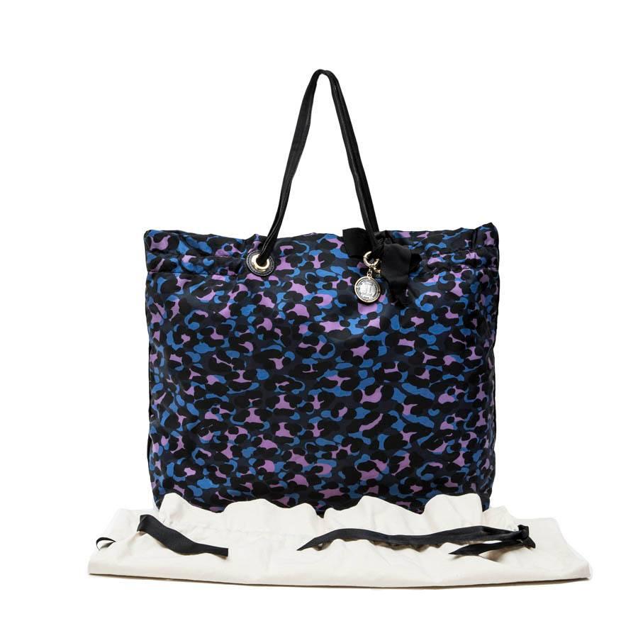 LANVIN Tote Bag in Blue, Purple, Black Printed Fabric For Sale 3