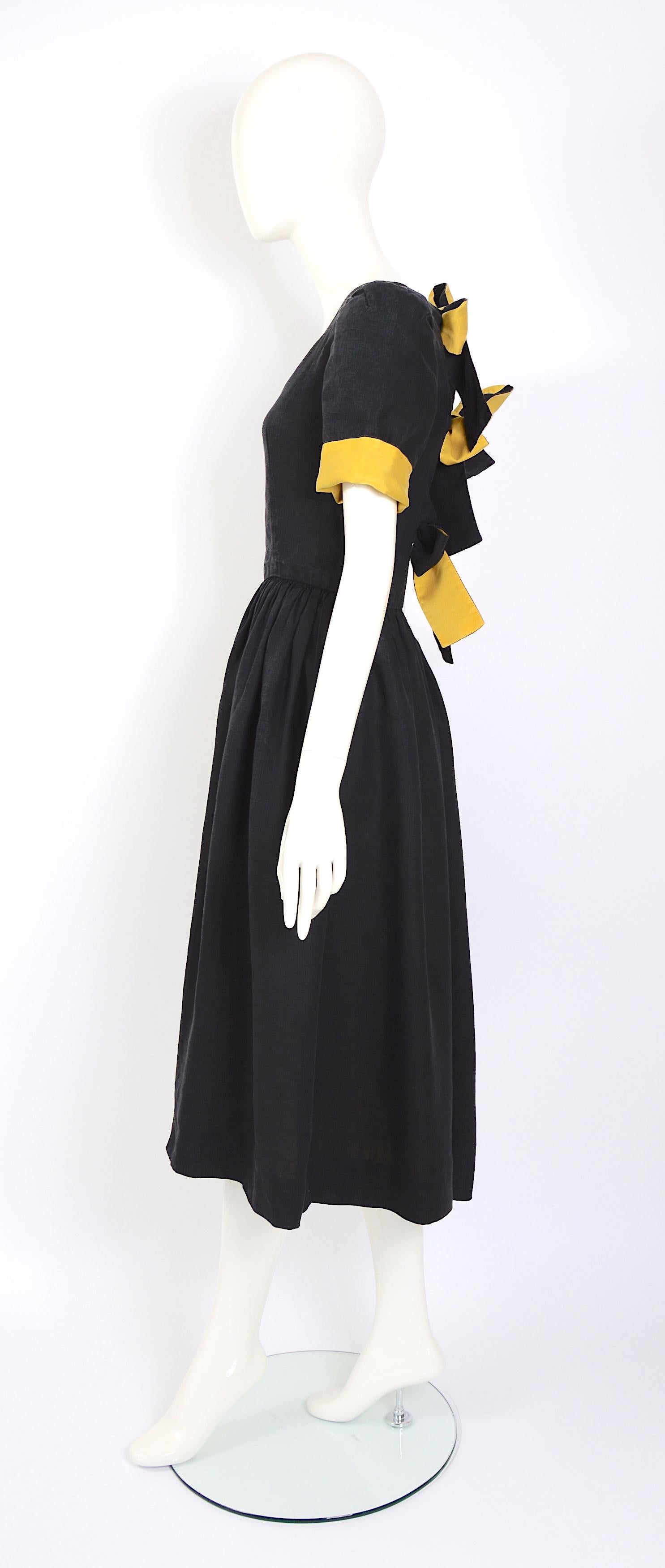 Women's Lanvin vintage 1970s silk & linen backless attached bold ribbon ties/bows dress For Sale