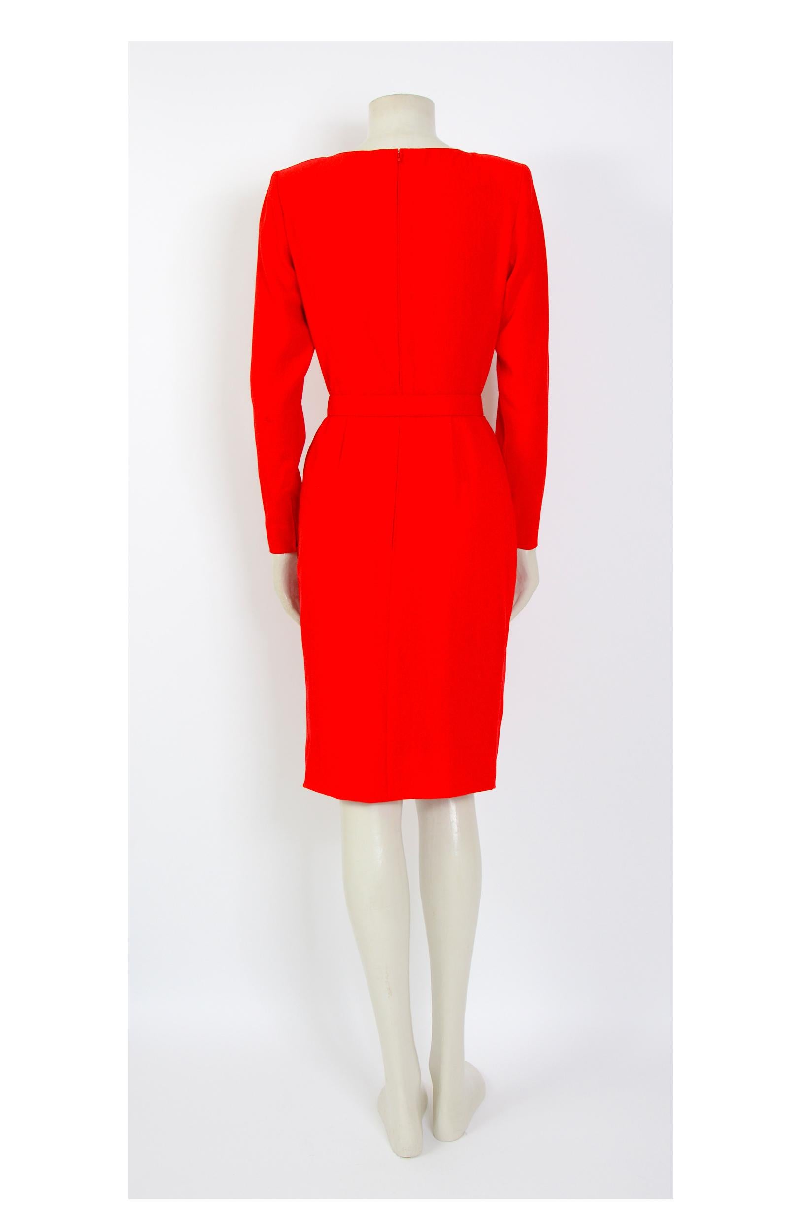 Jupe plissée rouge Lanvin vintage avec ceinture assortie (années 1980) Pour femmes en vente
