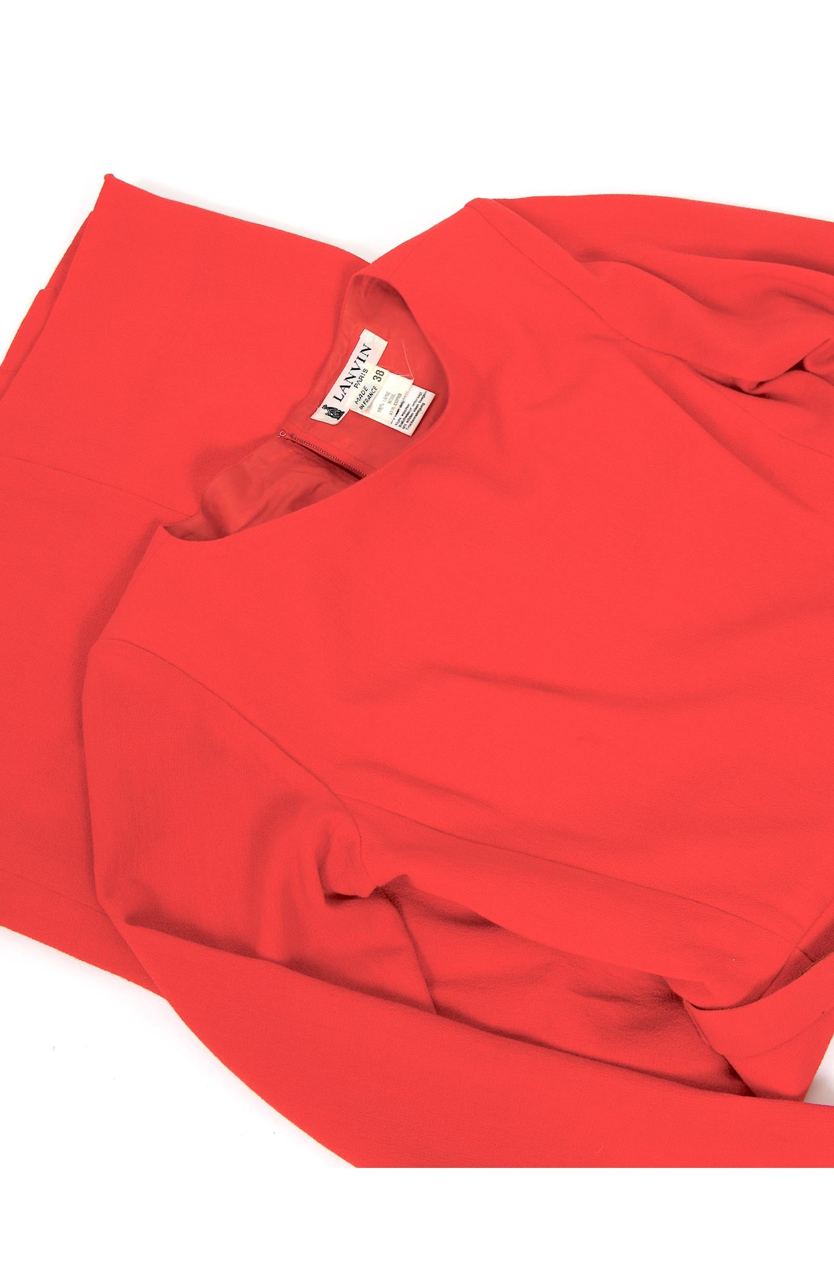 Jupe plissée rouge Lanvin vintage avec ceinture assortie (années 1980) en vente 3