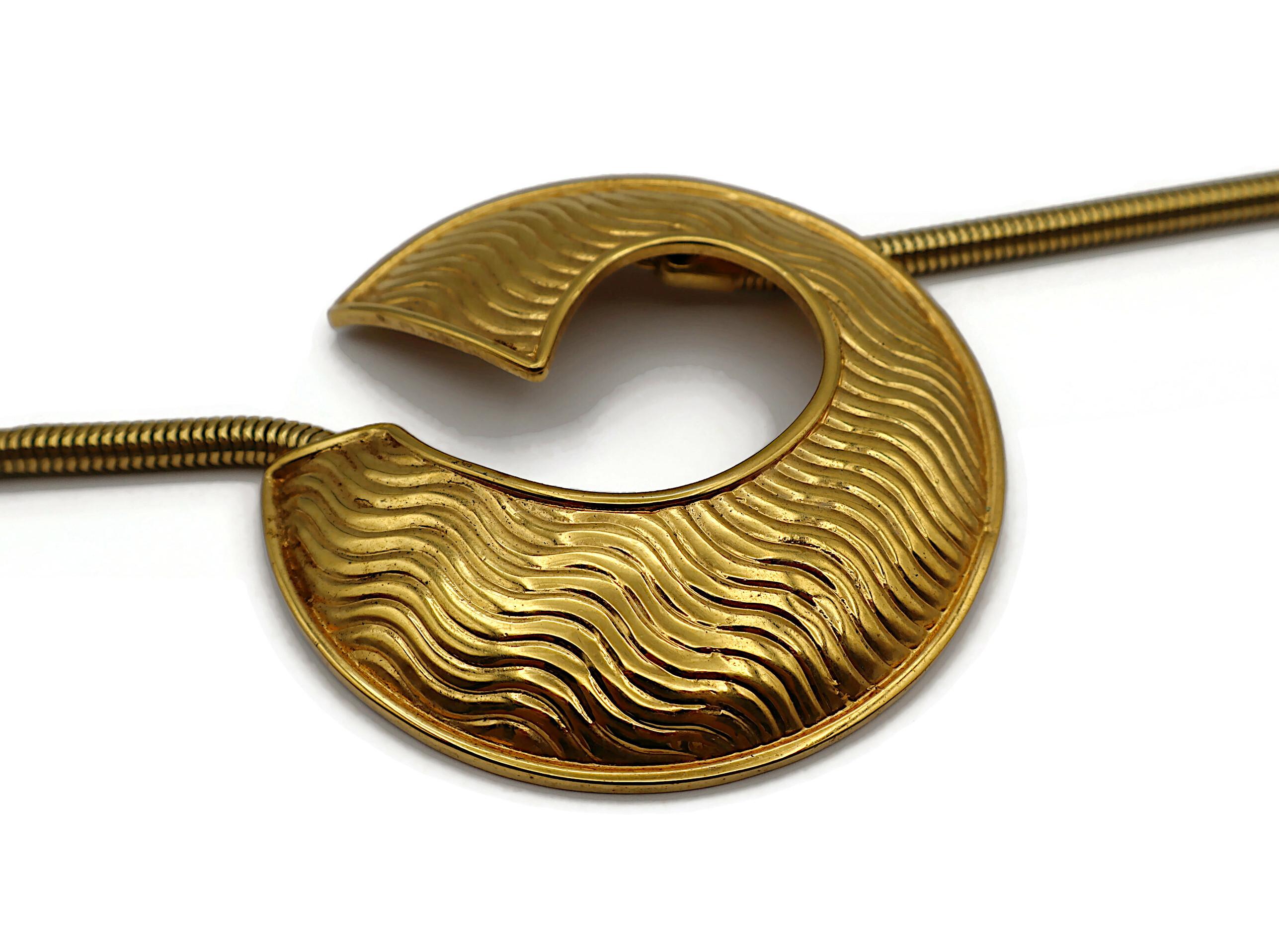 LANVIN Vintage Gold Tone Pendant Necklace For Sale 4