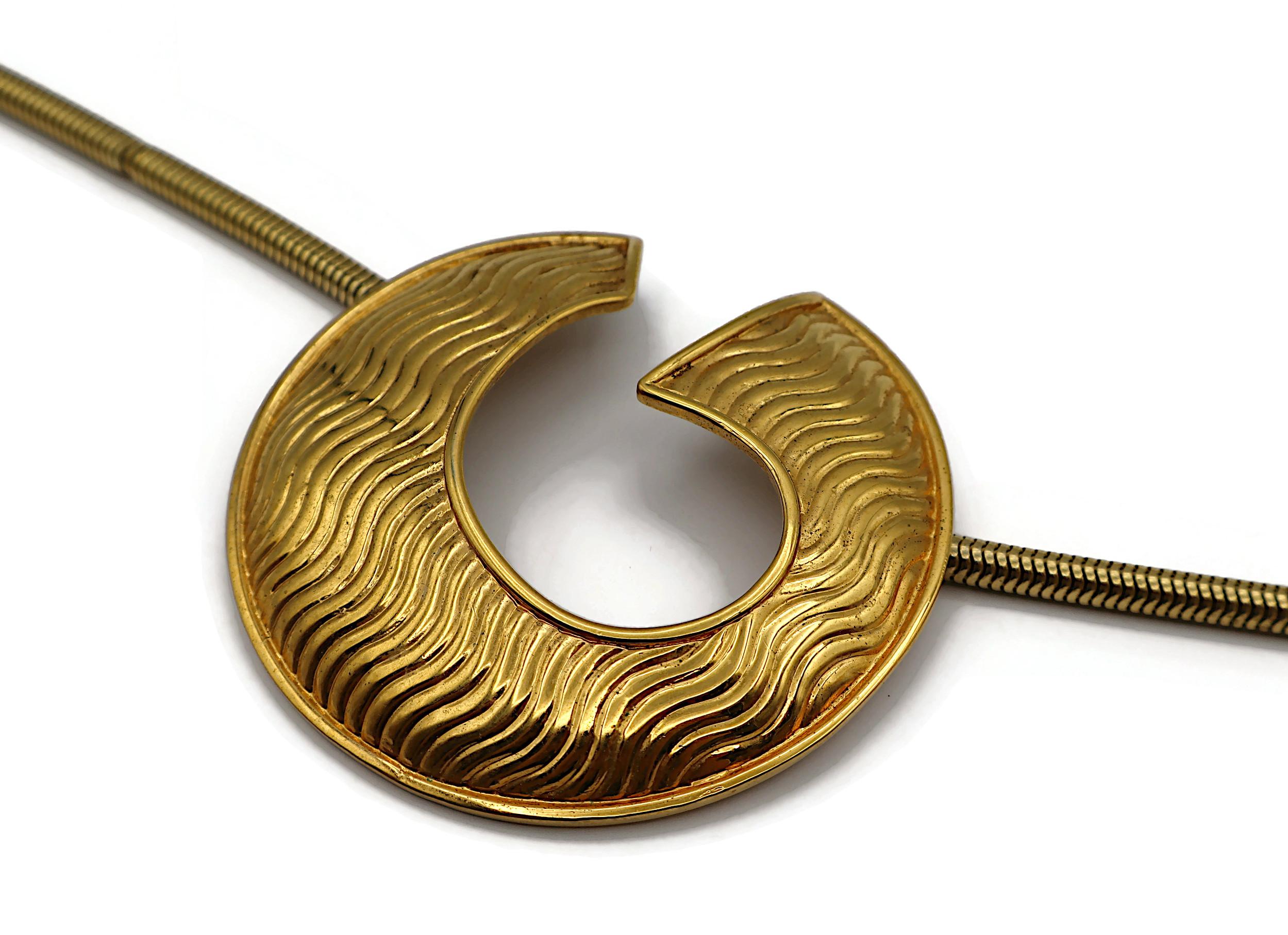LANVIN Vintage Gold Tone Pendant Necklace For Sale 5