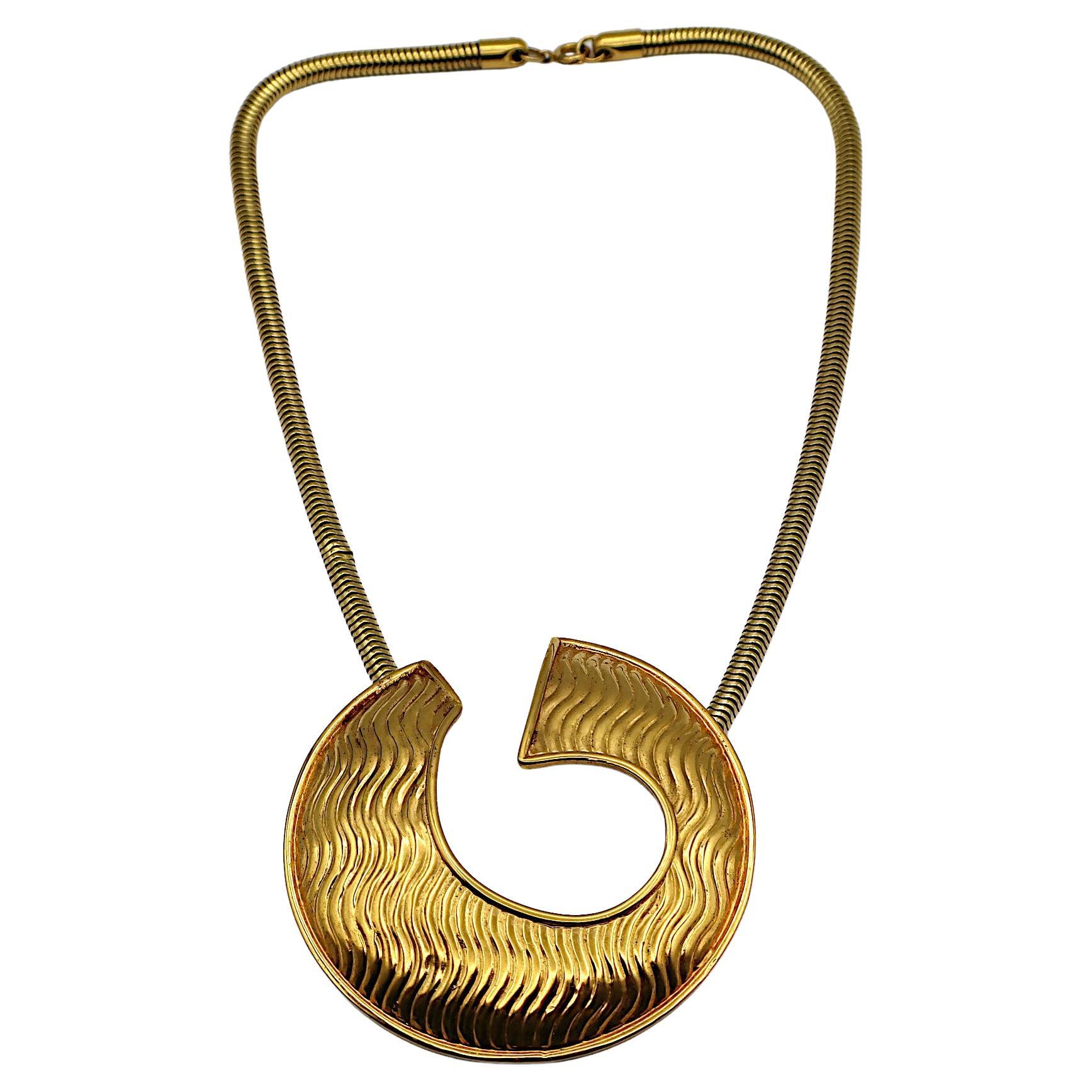 LANVIN Vintage Gold Tone Pendant Necklace For Sale