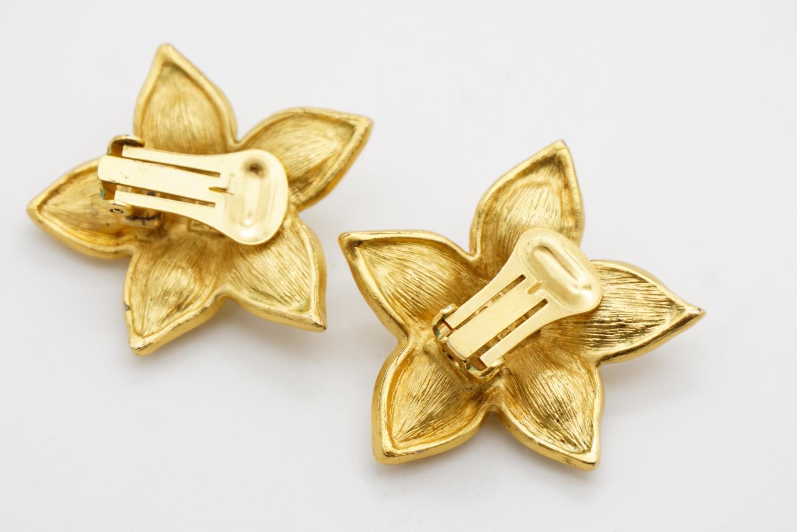 Lanvin Vintage Große tropfenförmige Blumenohrringe aus klarem Kristall mit Saphir und funkelndem Kristall im Angebot 6