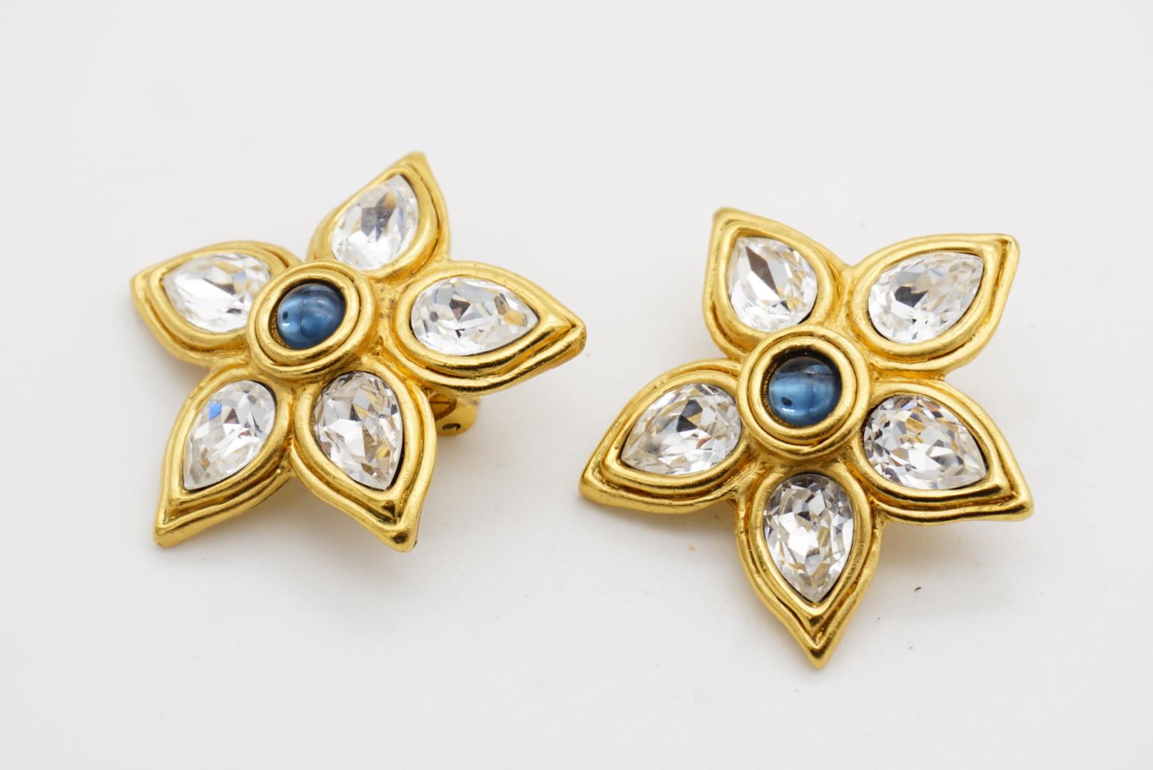 Lanvin Vintage Große tropfenförmige Blumenohrringe aus klarem Kristall mit Saphir und funkelndem Kristall im Angebot 3