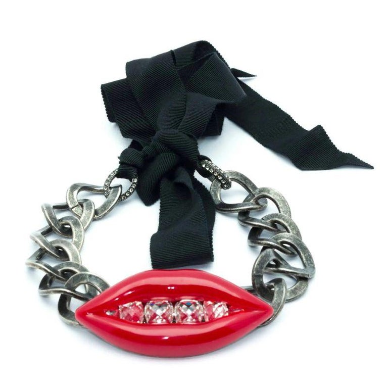 Lanvin Vintage Lip Surreal Necklace, c.2010 In Excellent Condition For Sale In Verviers, WLG