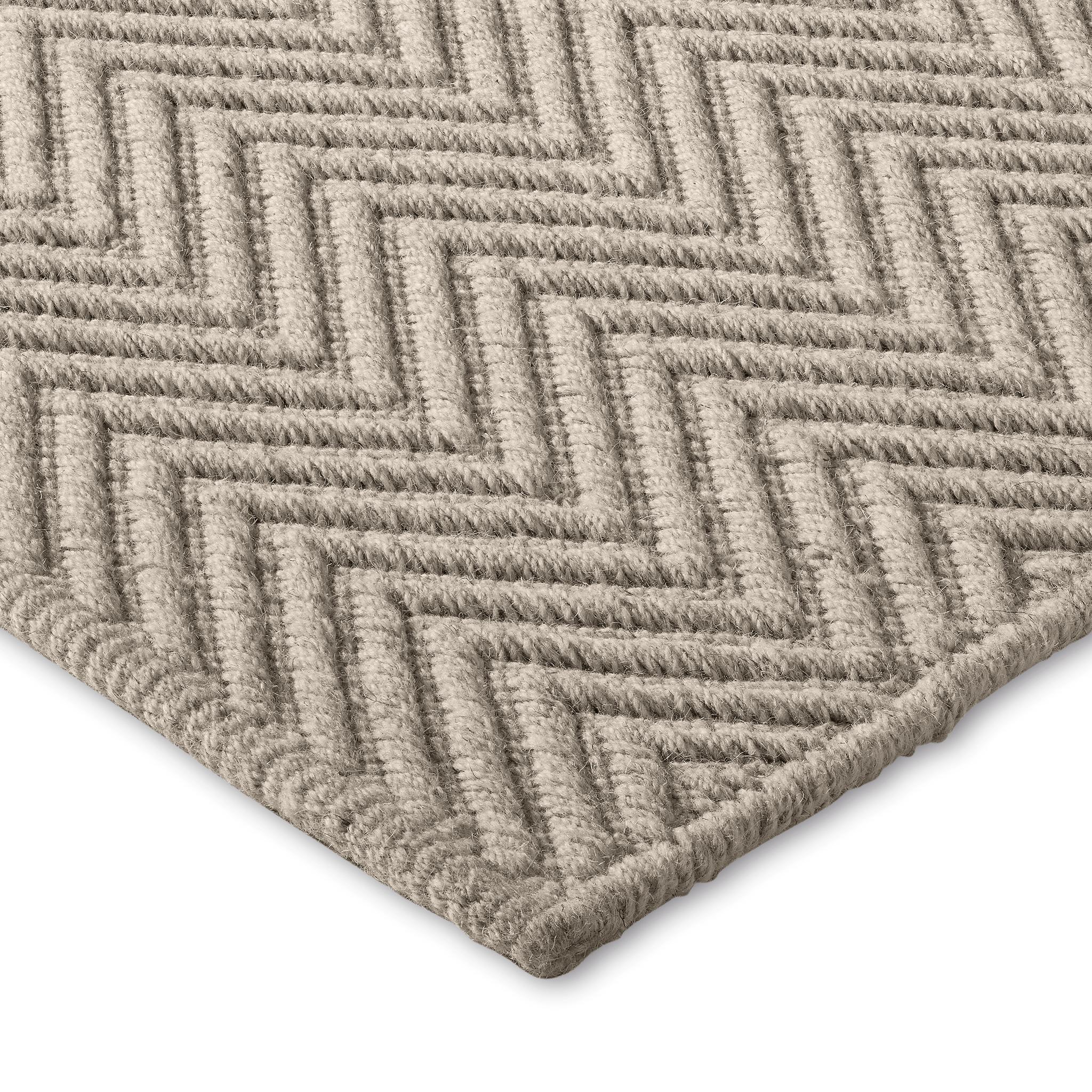 Contemporary Lanx 6X9ft Grey Wool Natural Chevron Design Luxury Handwoven Rug For Sale