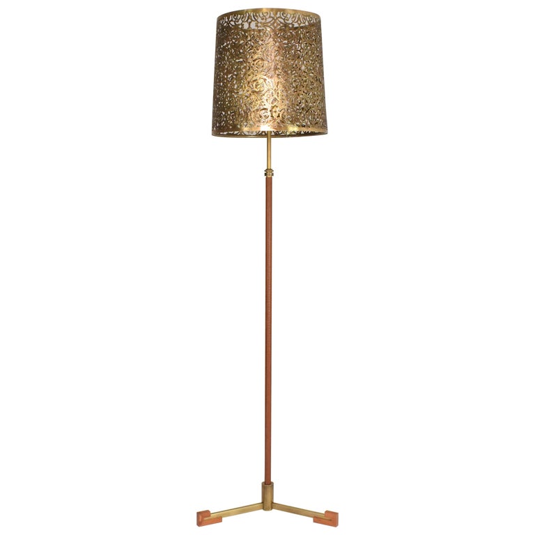 Antique Oriental Brass Floor Lamp For At 1stdibs Antique Oriental Brass Floor Lamp For, Antique Oriental Floor Lamps