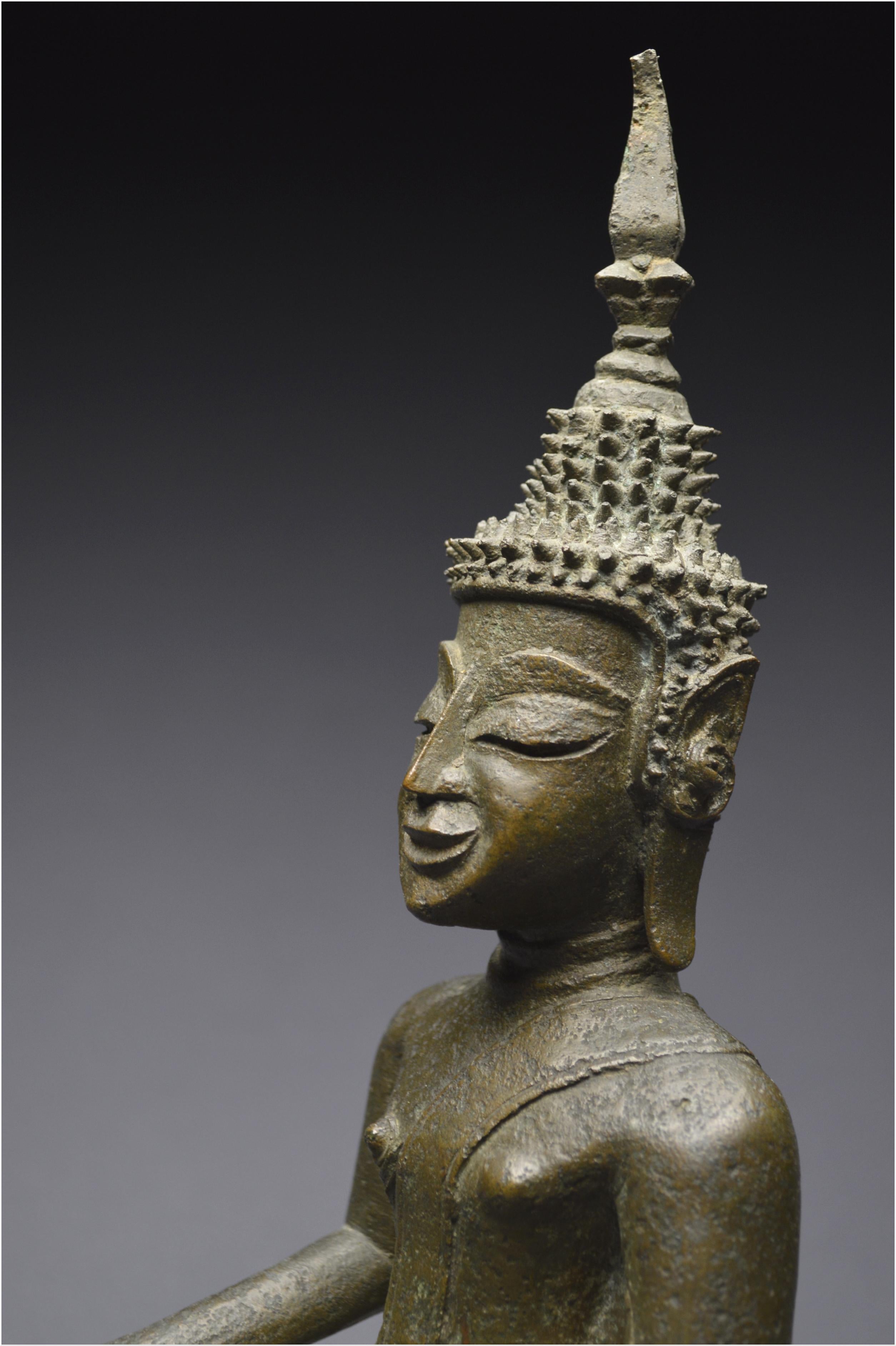 Laos, 18th-19th Century, Ancient Buddha Maravijaya in Bronze with Green Patina 5