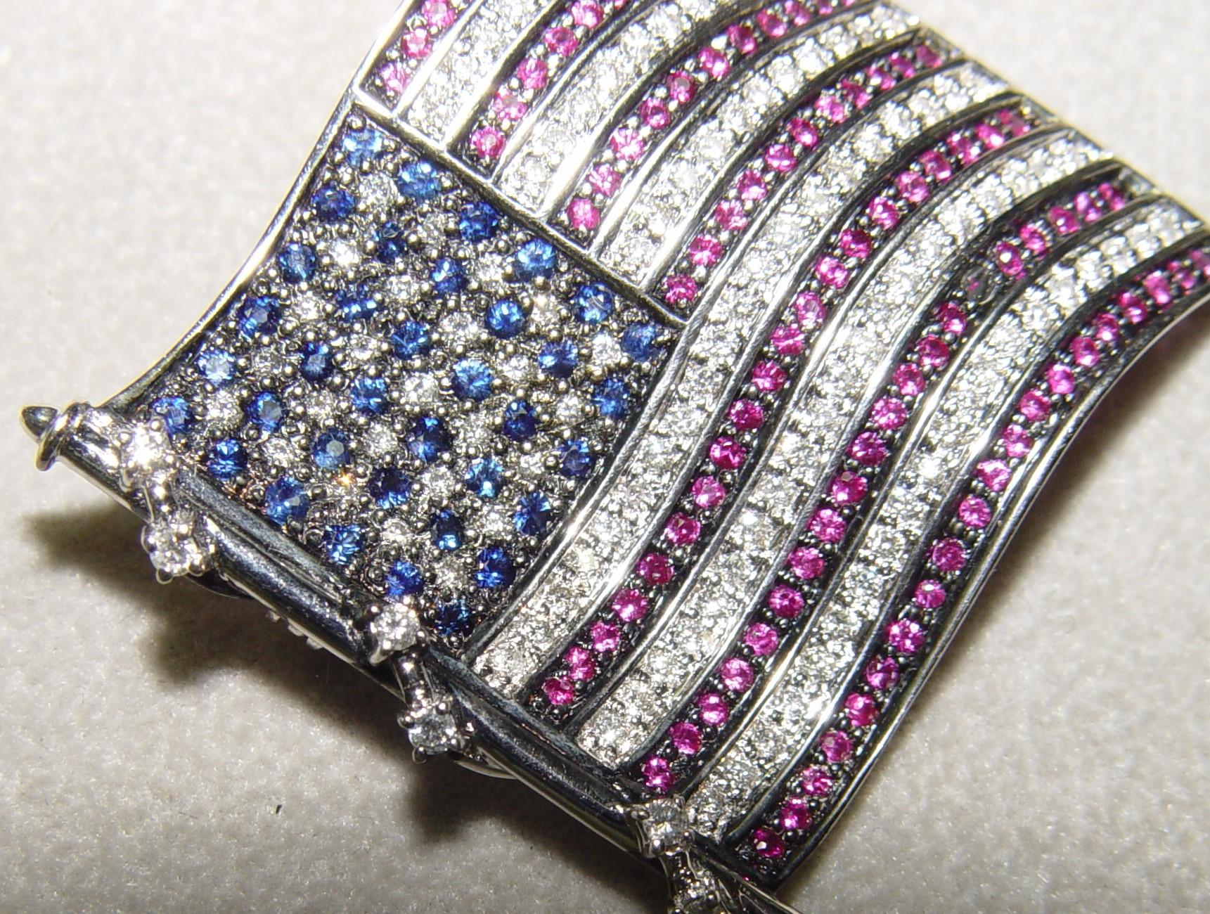 Lapel Pin American Flag Ruby Sapphire Diamonds 42x35MM 18K 13.2g   For Sale 7