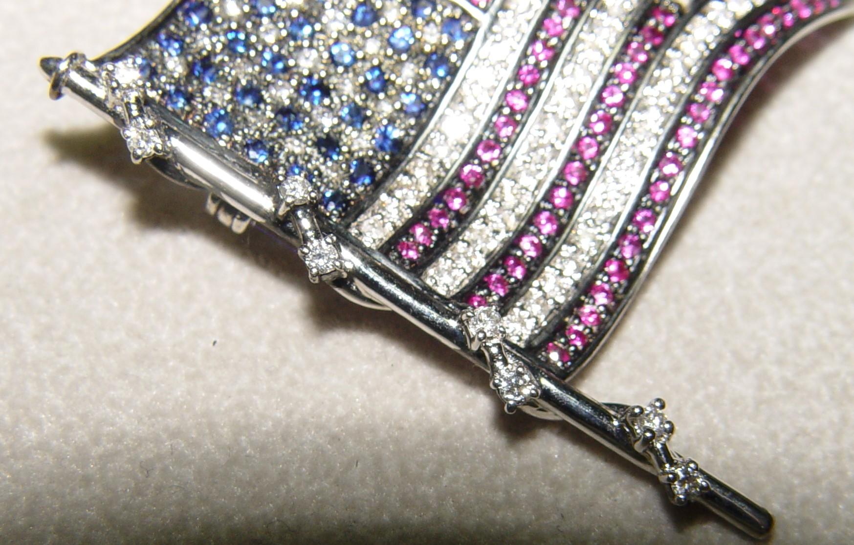 Lapel Pin American Flag Ruby Sapphire Diamonds 42x35MM 18K 13.2g   For Sale 8