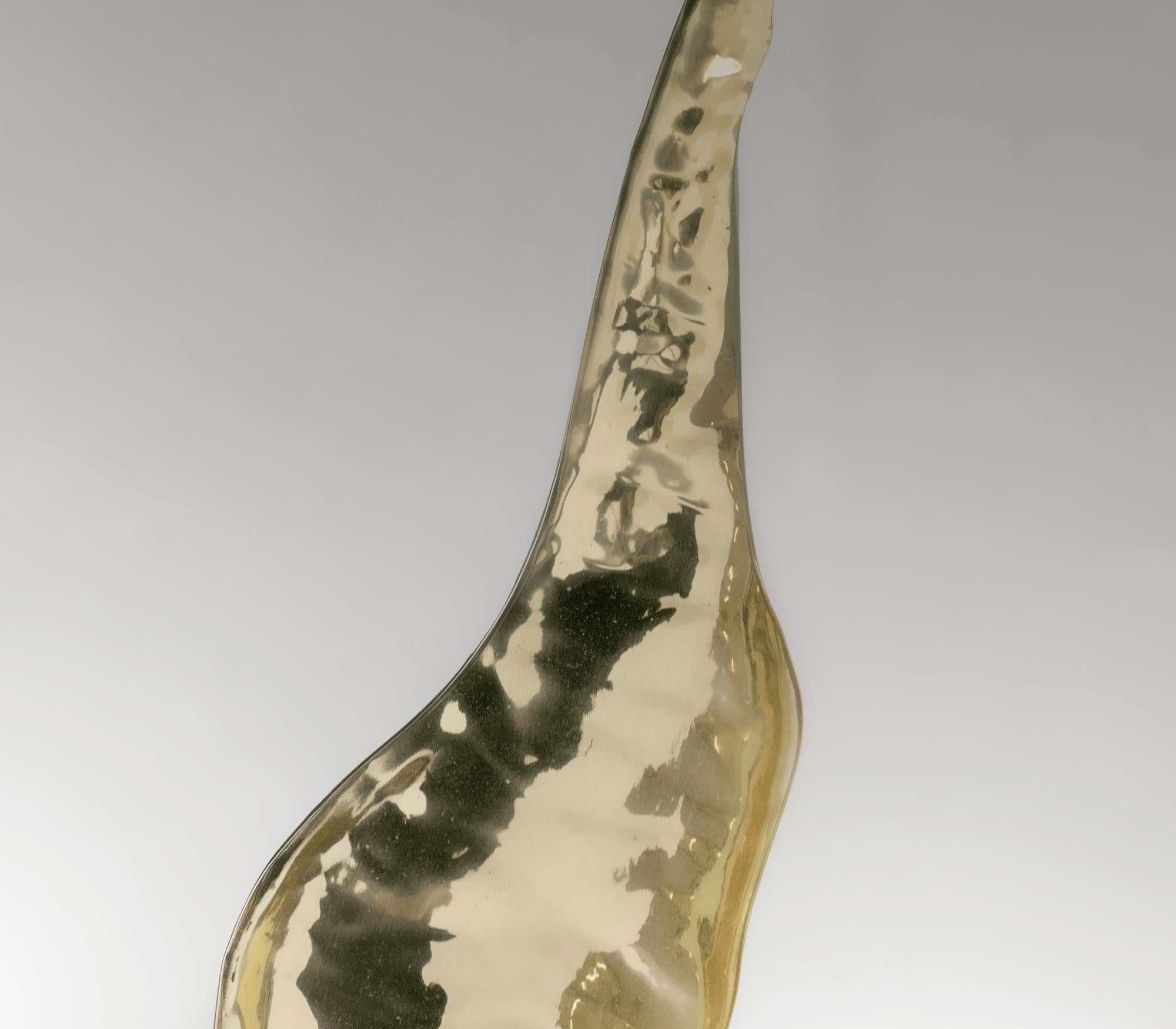 Lapiaz Mirror - Forged Gold-Plated Hammered Brass - Boca do Lobo In New Condition For Sale In Rio Tinto, PT