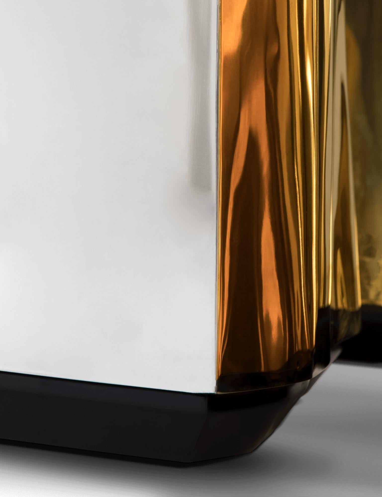 Table centrale ovale Lapiaz en acier inoxydable et laiton fait à la main - Boca do Lobo en vente 1