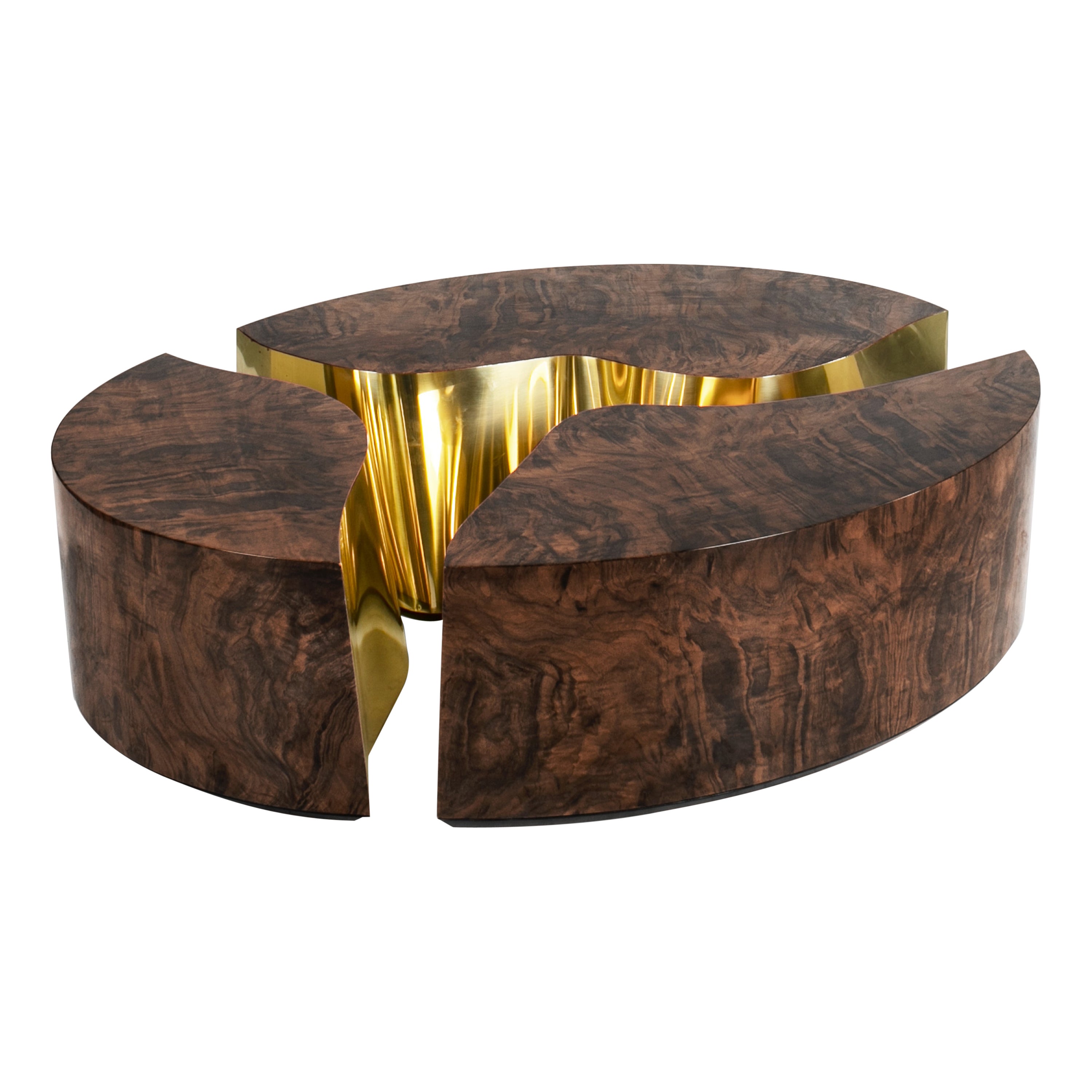 Ovaler Lapiaz-Mitteltisch aus Nussbaumholz – handgefertigtes Holz und Messing – Boca do Lobo im Angebot