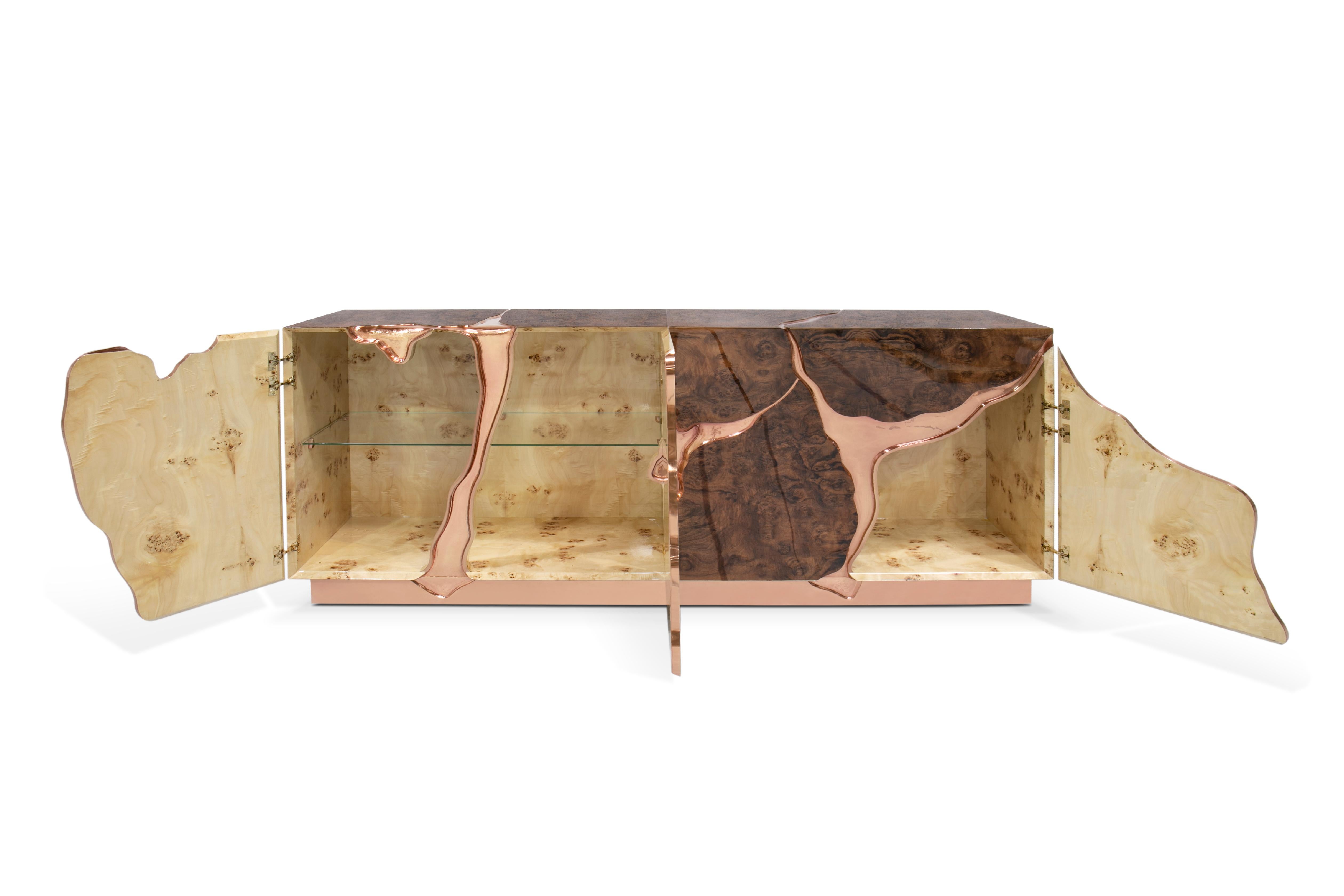 Buffet Lapiaz Rose Gold - menuiserie et placage faits main - Boca do Lobo Neuf - En vente à Rio Tinto, PT