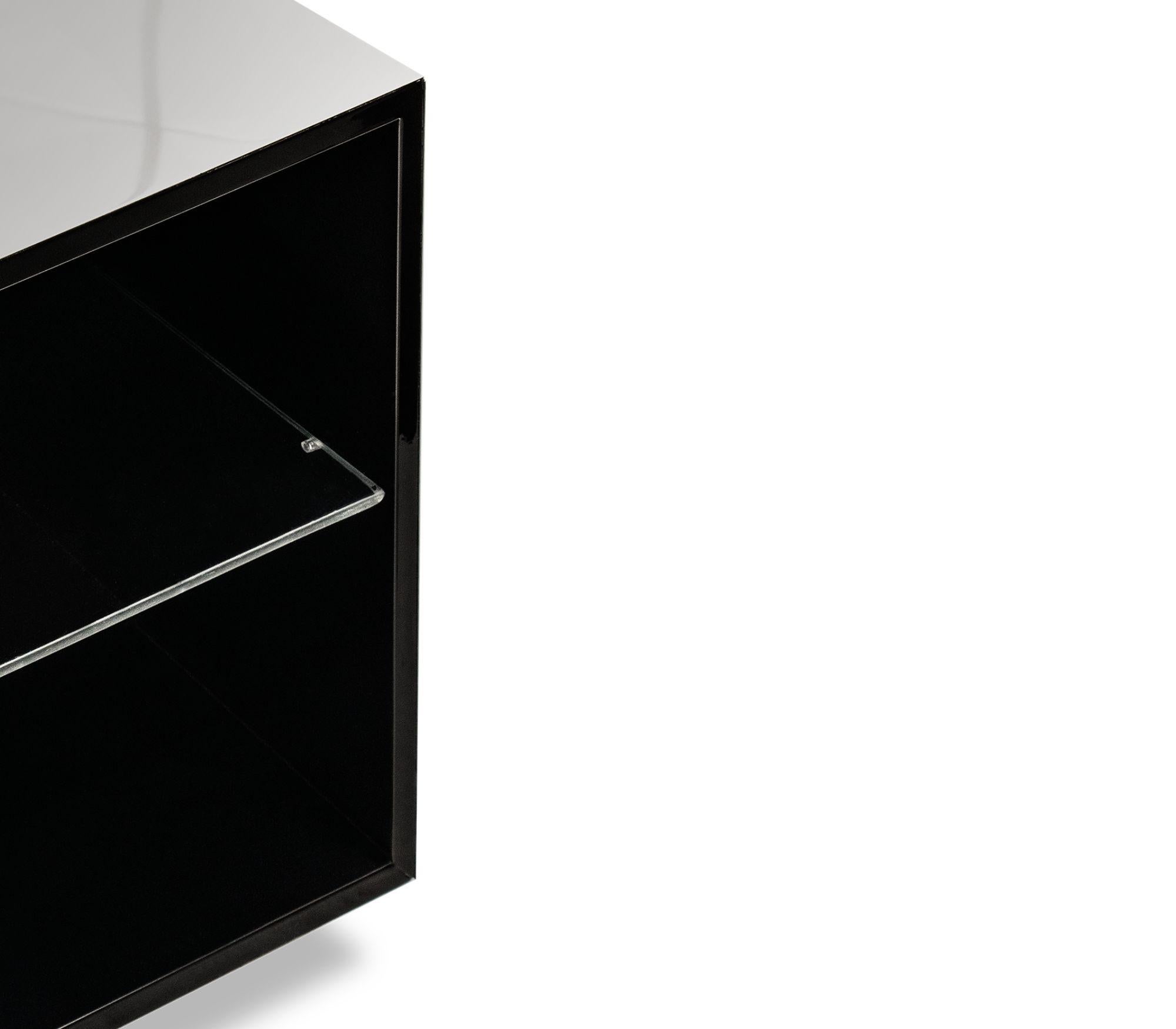 Lapiaz TV Cabinet - Hand-Polished Steel & Brass - Boca do Lobo In New Condition For Sale In Rio Tinto, PT
