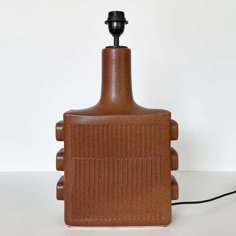 Mid-Century Modern Lapid Sculptural Ceramic Table Lamp