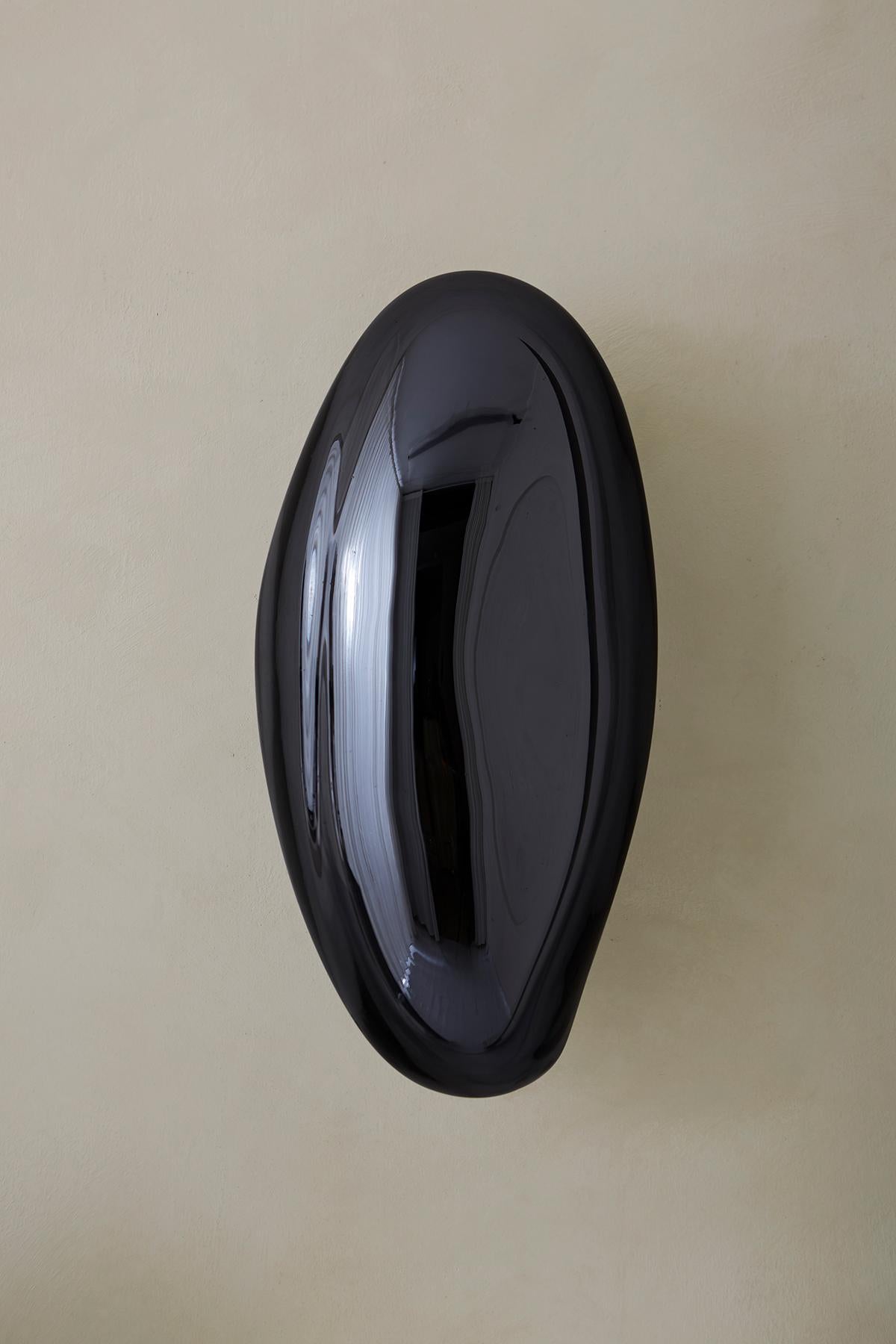 Turc Miroir sculptural Lapis 22 avec verre soufflé à la main par Homa en vente