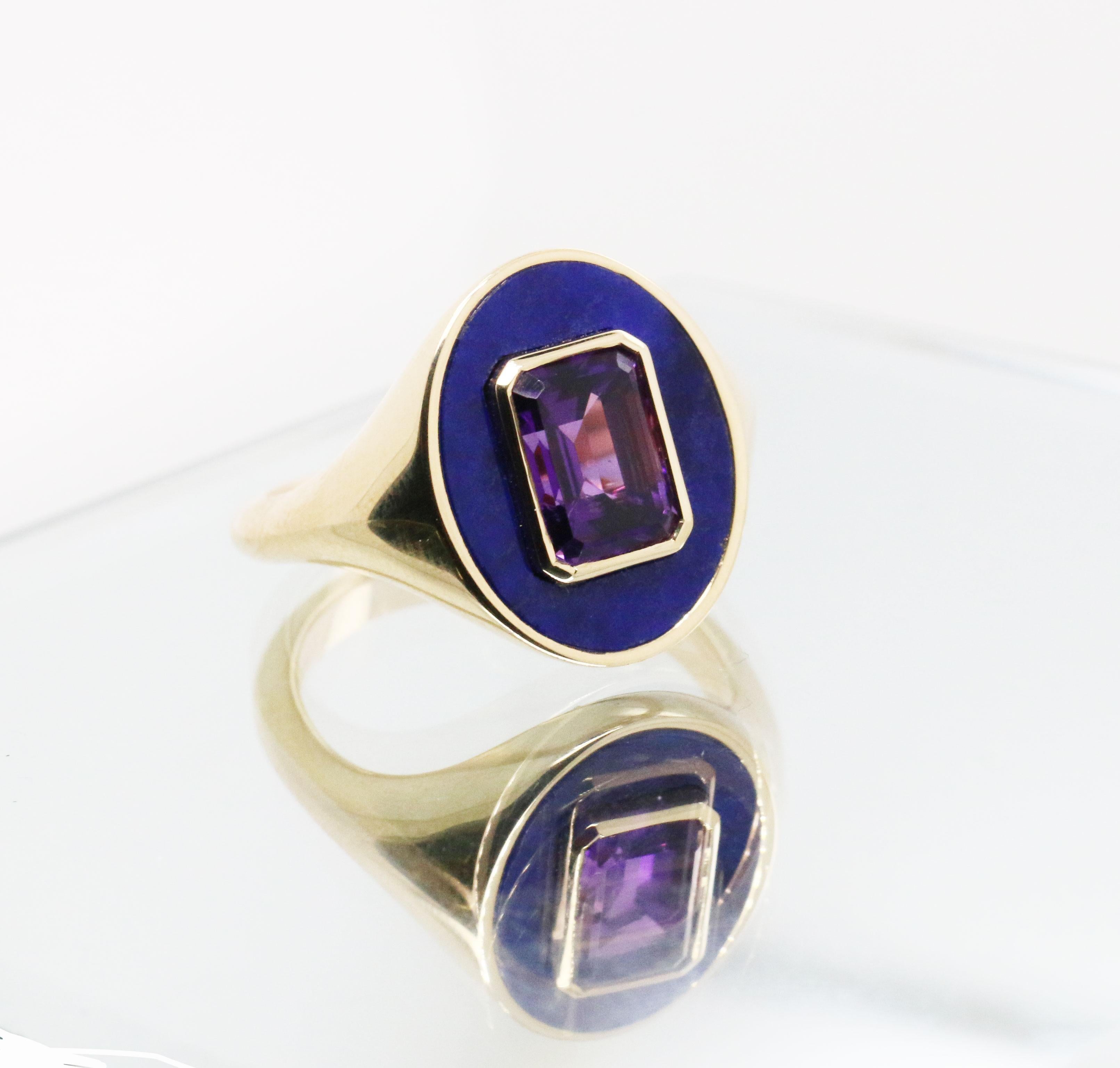 For Sale:  Lapis and Amethyst Namesake Signet Ring in 18ct Yellow Gold 5