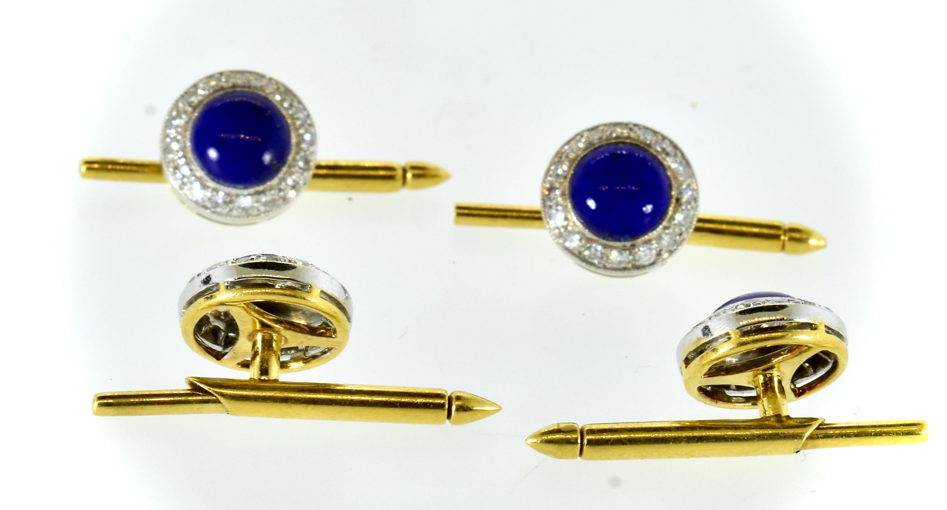 Ensemble de boutons de manchette et de clous d'oreilles en lapis et diamants, 18K, français, circa 1990 Unisexe 