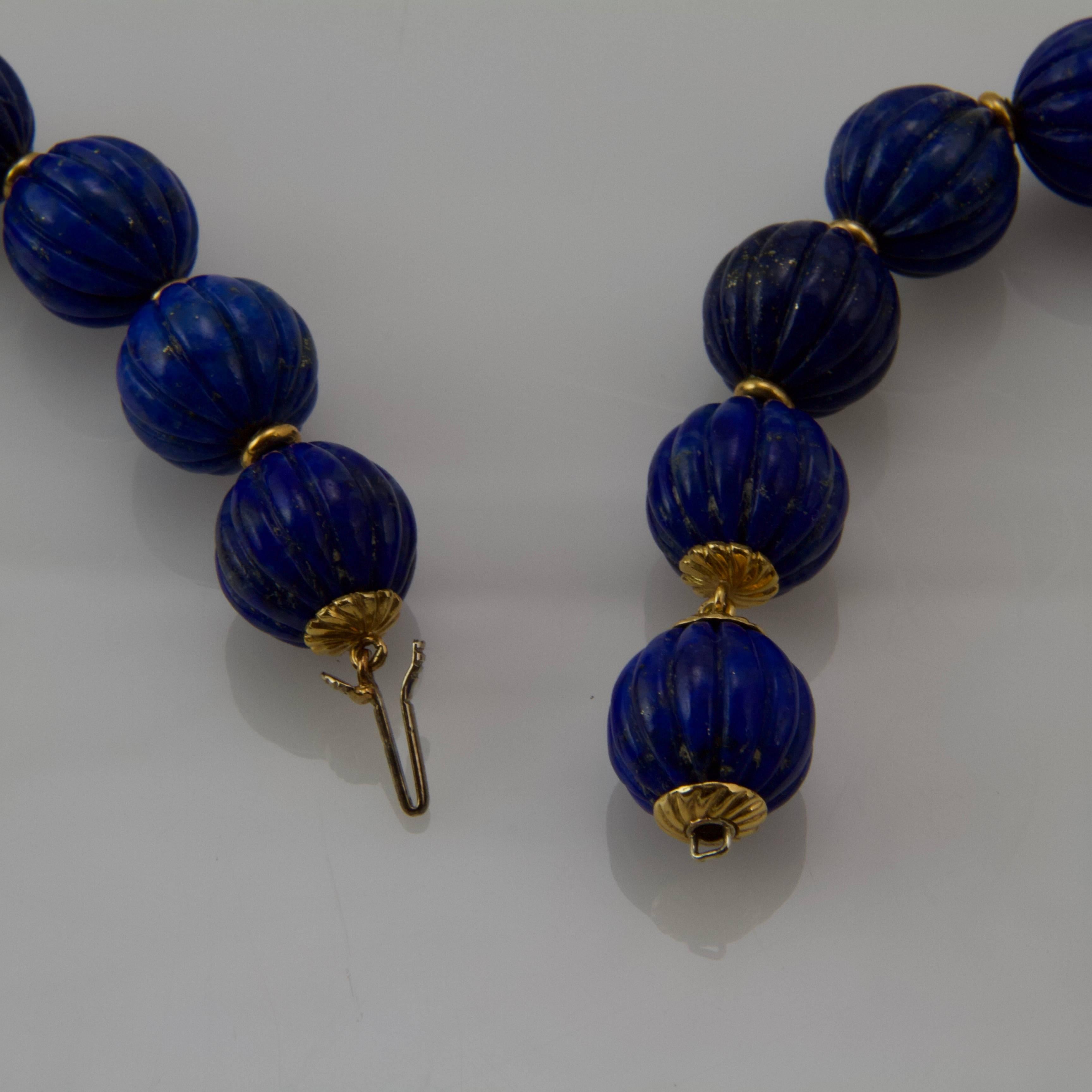 Lapis and Diamond Yellow Gold Necklace by Missaglia In New Condition For Sale In Paris, FR