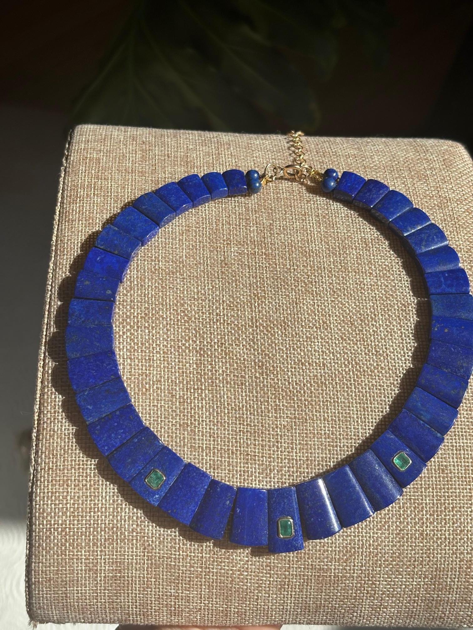 Collana con collare di lapis e smeraldo in vendita 8