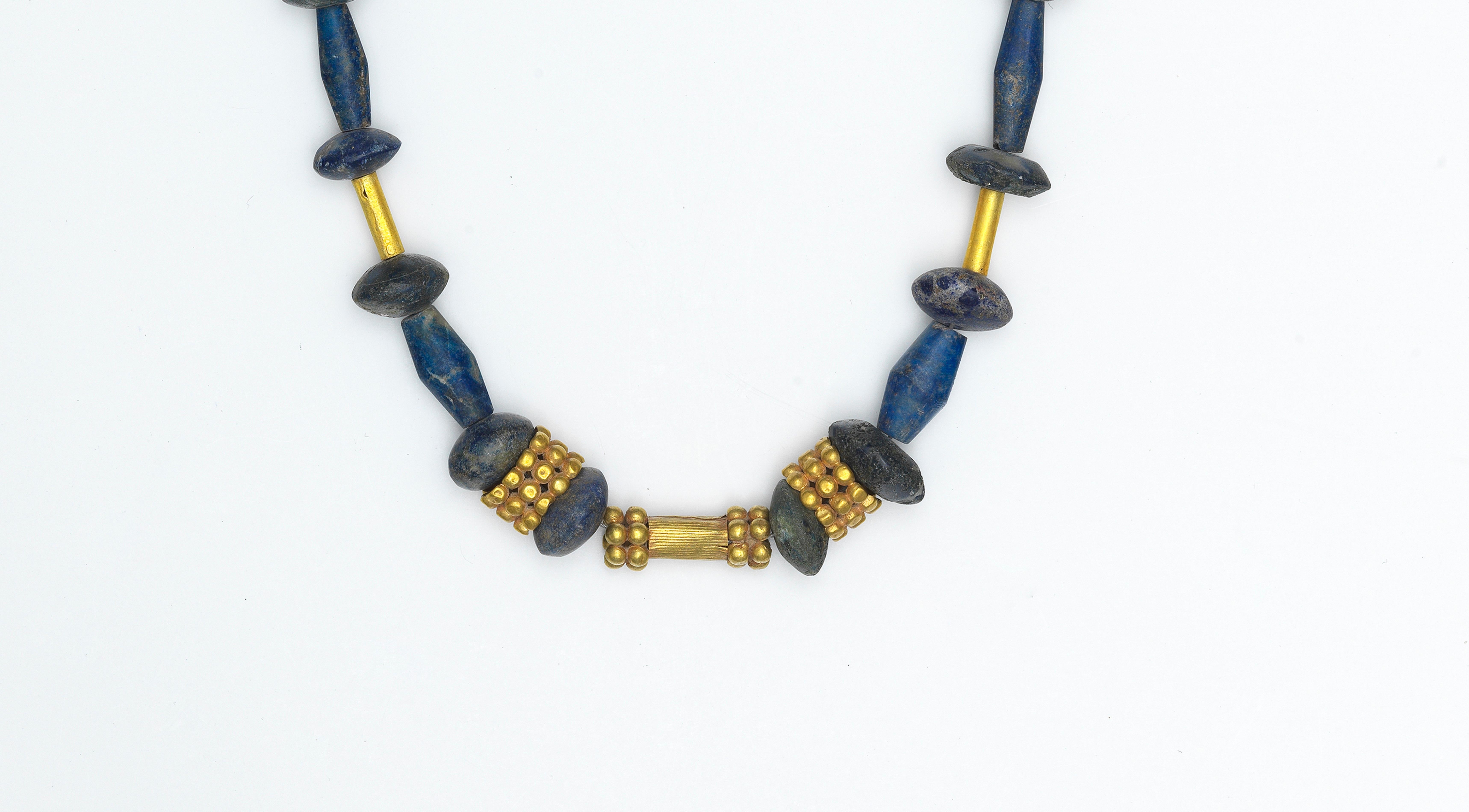 Bactrian Halskette aus Lapis und Gold im Zustand „Gut“ im Angebot in London, GB