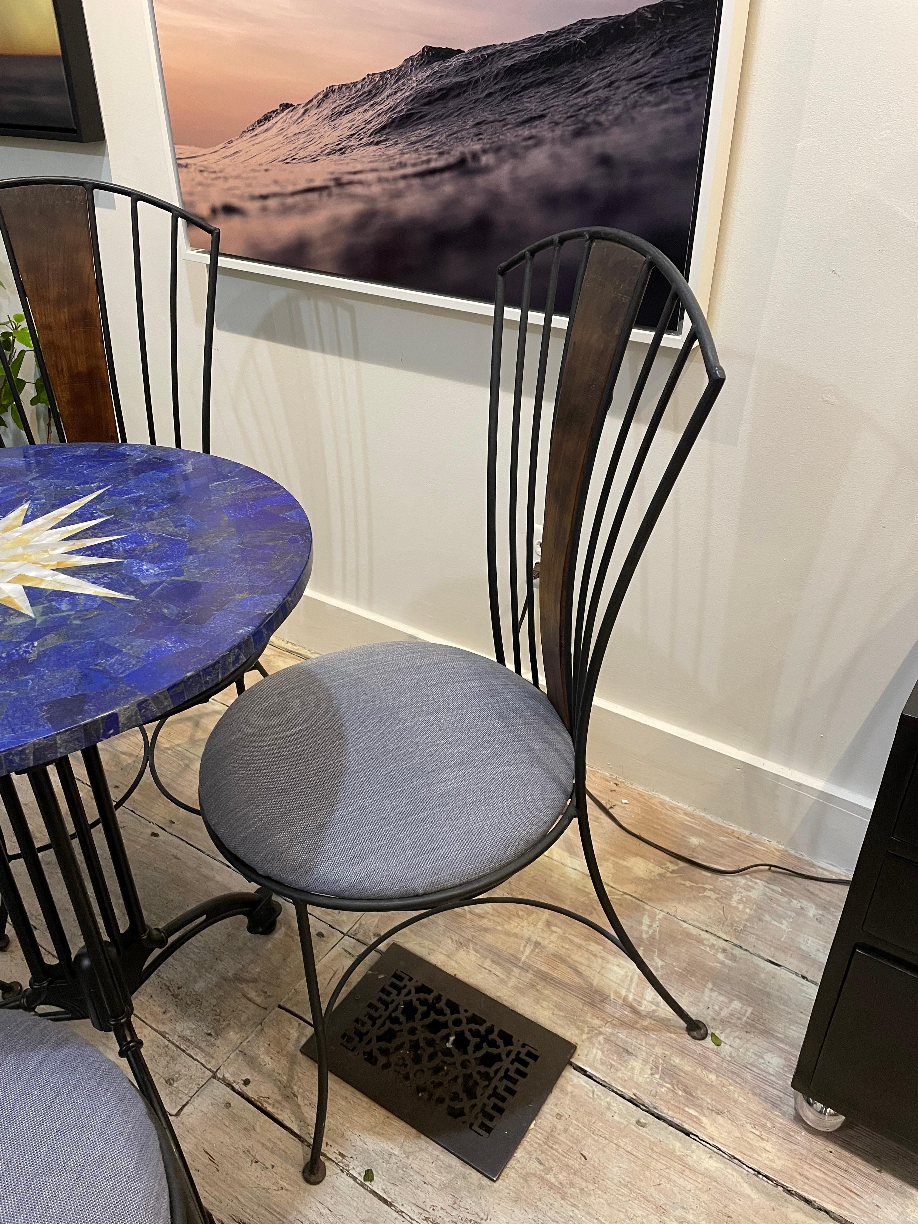 Lapis and Mother of Pearl Pietra Dura Cafe Table and Four Iron Chairs w/ Cushion For Sale 1