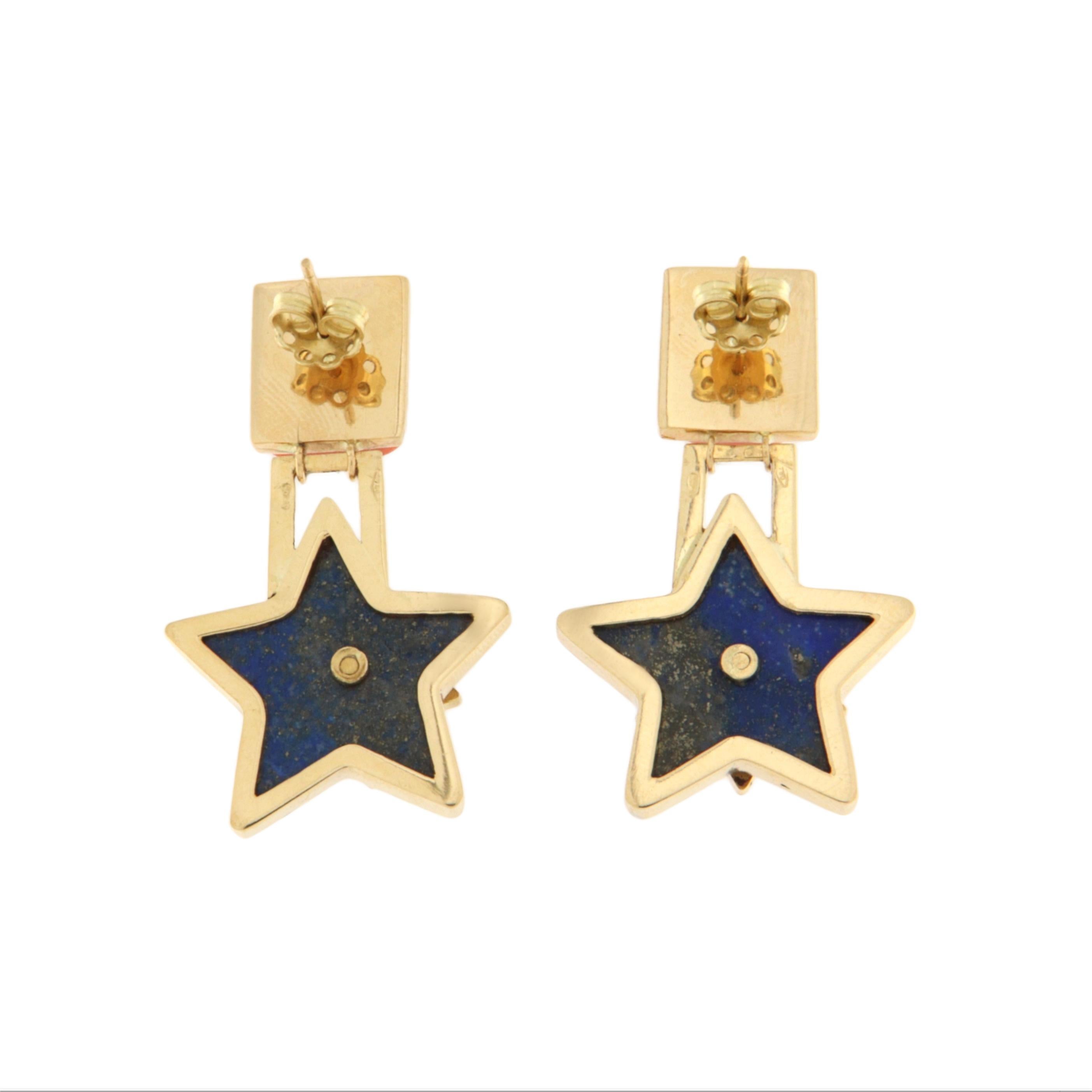 Boucles d'oreilles pendantes réalisées en or jaune fin 18 carats, représentant un mélange parfait d'élégance, de savoir-faire et de symbolisme. Le design audacieux mais raffiné prend la forme d'une étoile à six branches - un motif riche de sens -