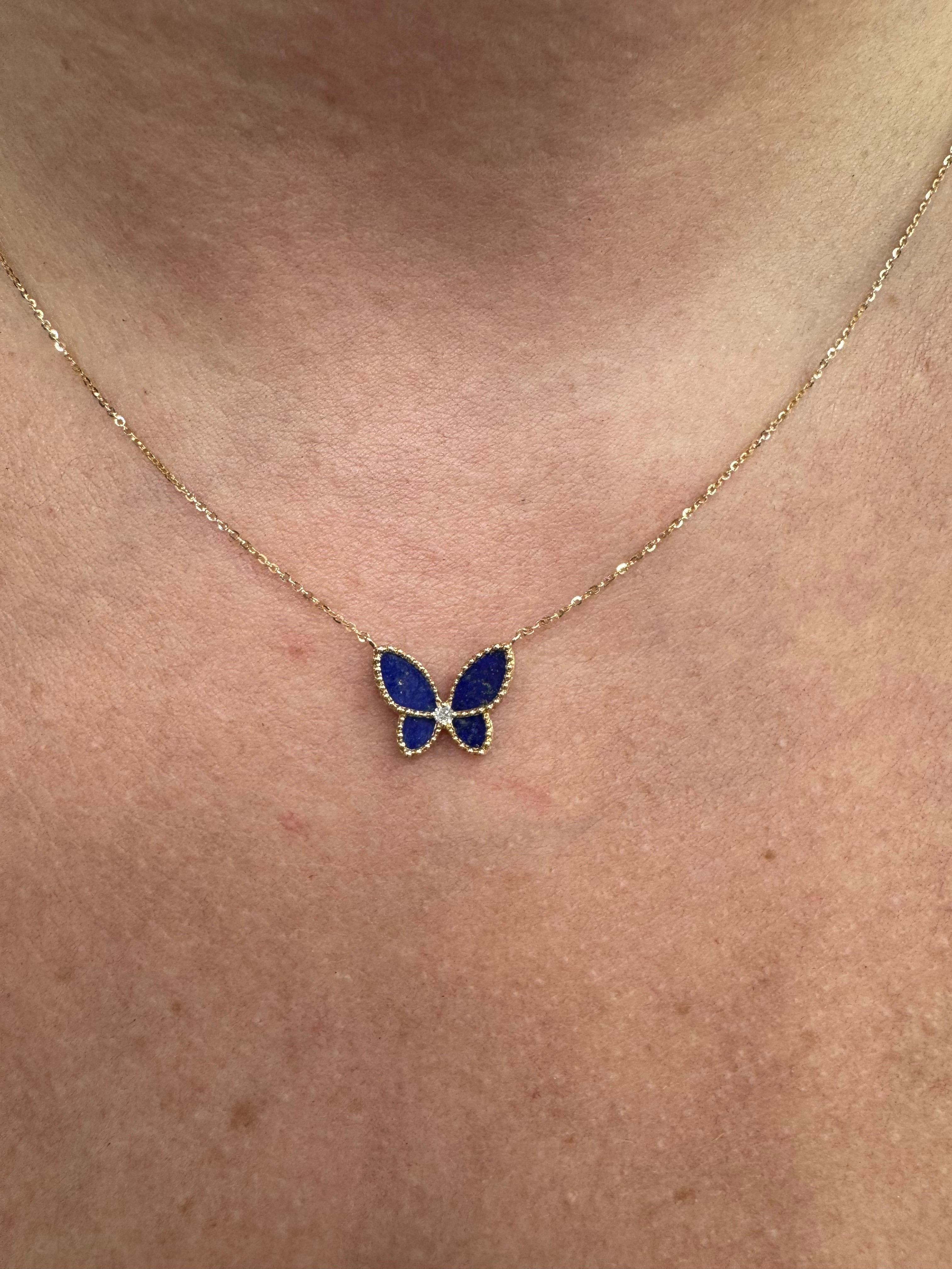 Contemporain Collier Lapis Diamond Butterfly Beaded Trim (or jaune 14 carats) G VS2 en vente